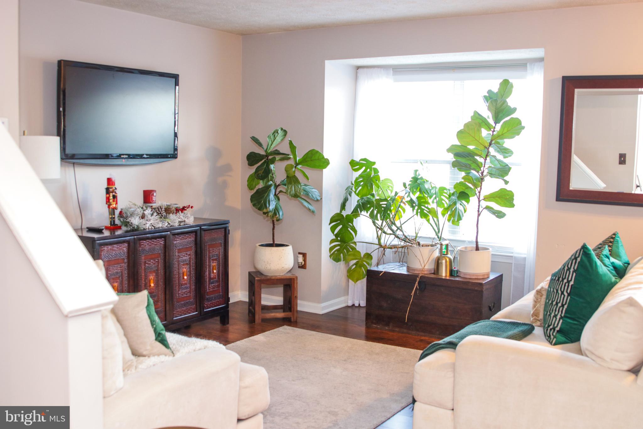 POTOMAC HILLS - Residential