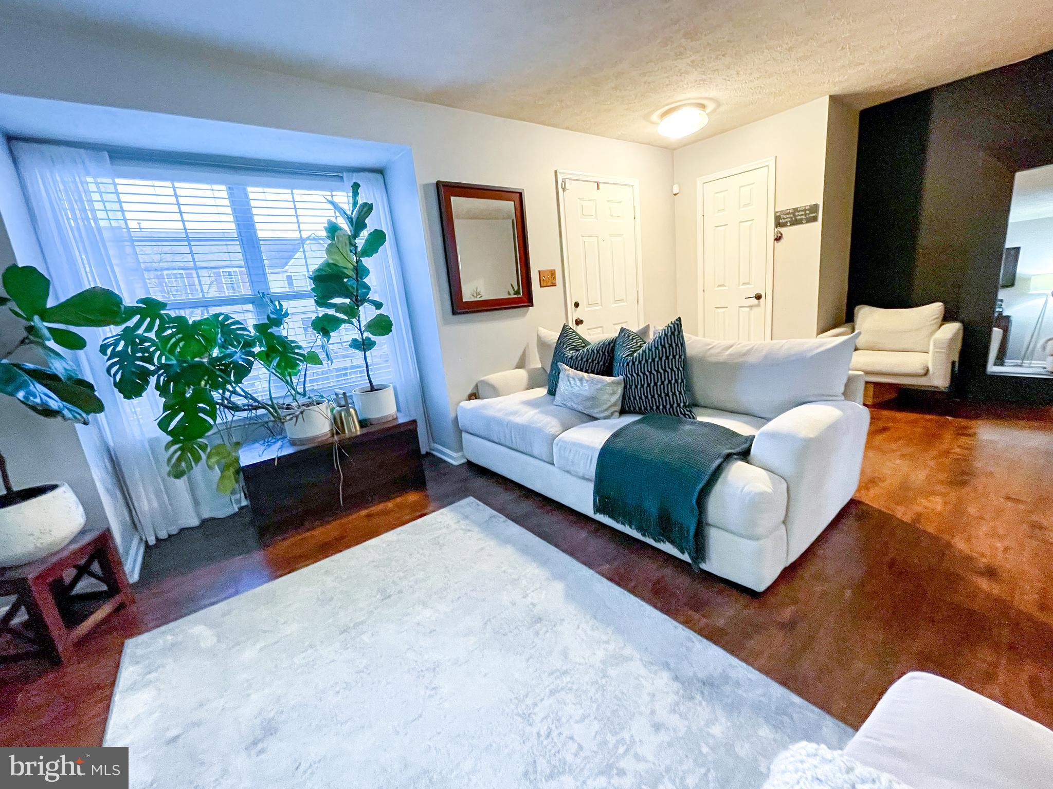 POTOMAC HILLS - Residential