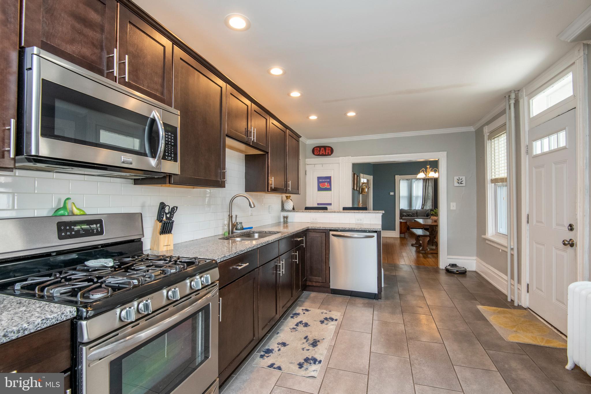 CHESTNUT HILL - Residential Lease