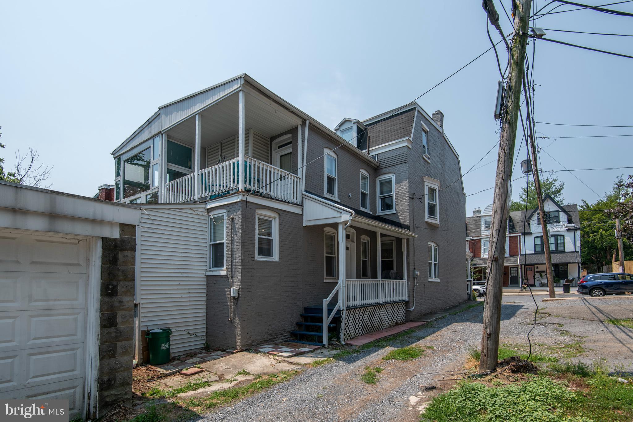 CHESTNUT HILL - Residential Lease