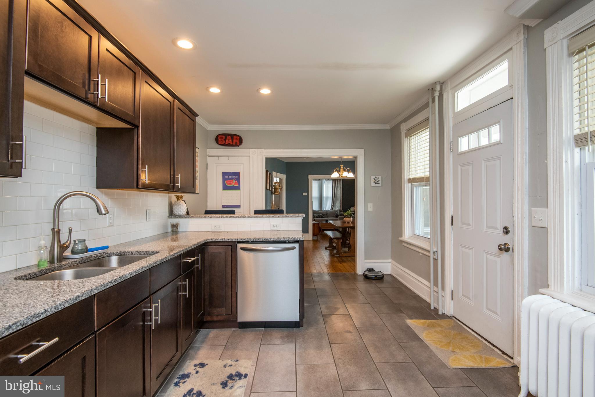 CHESTNUT HILL - Residential Lease