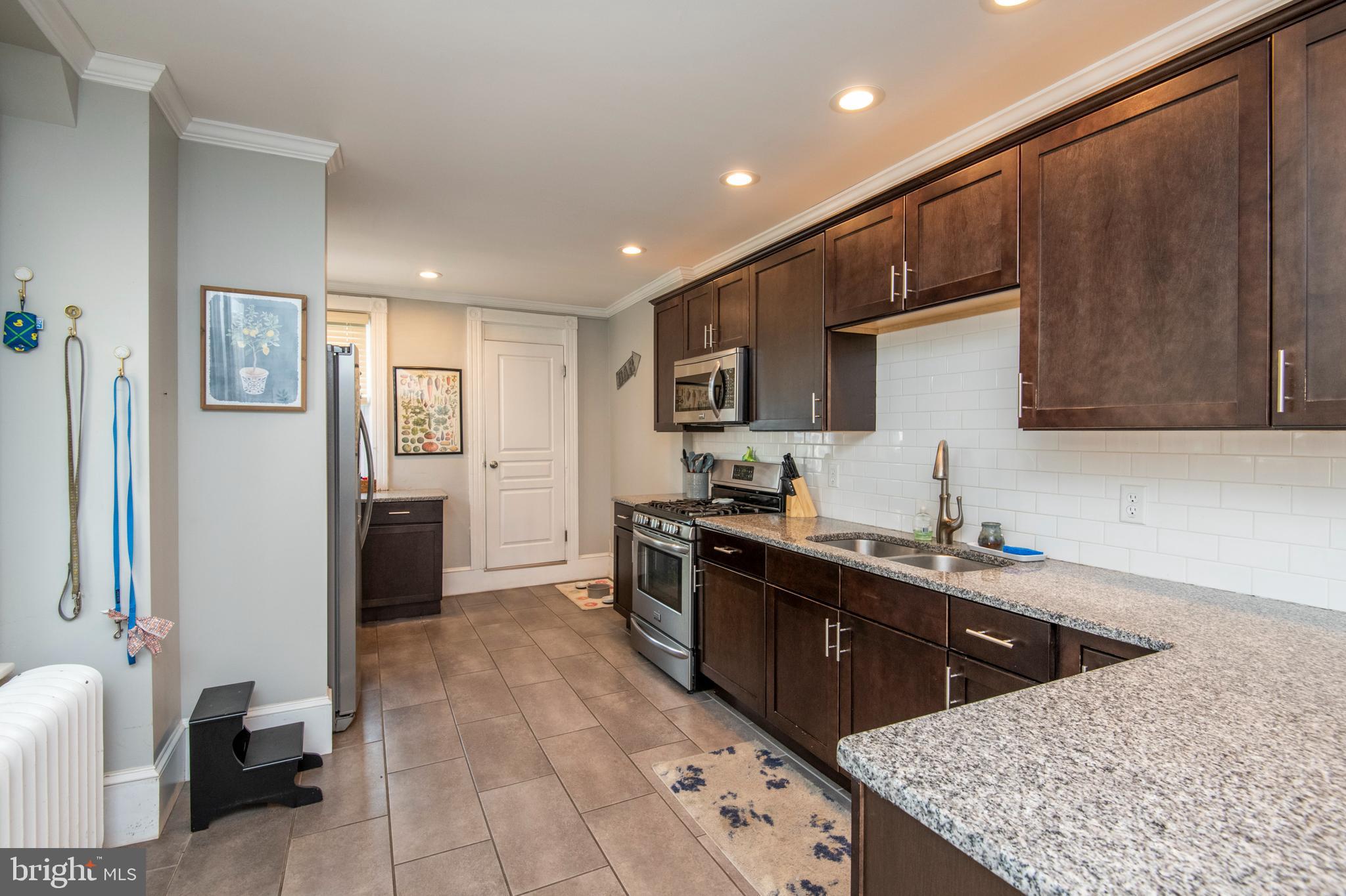 CHESTNUT HILL - Residential Lease