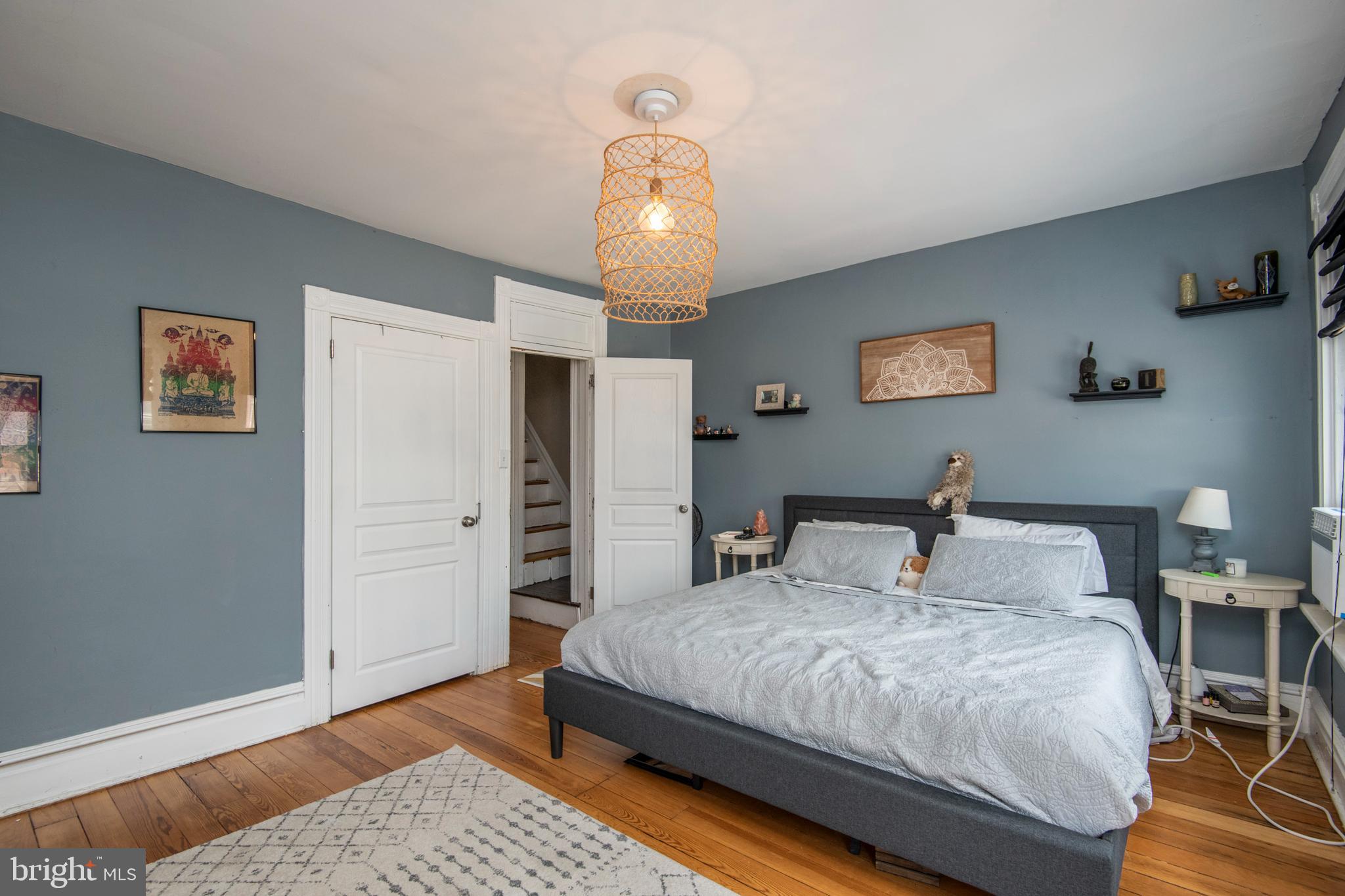 CHESTNUT HILL - Residential Lease