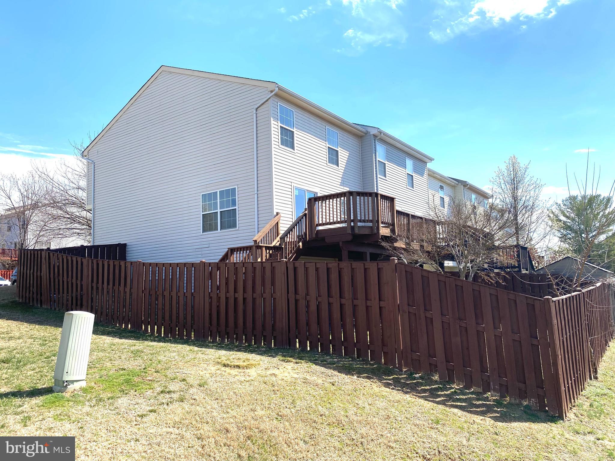 WAYSIDE VILLAGE - Residential