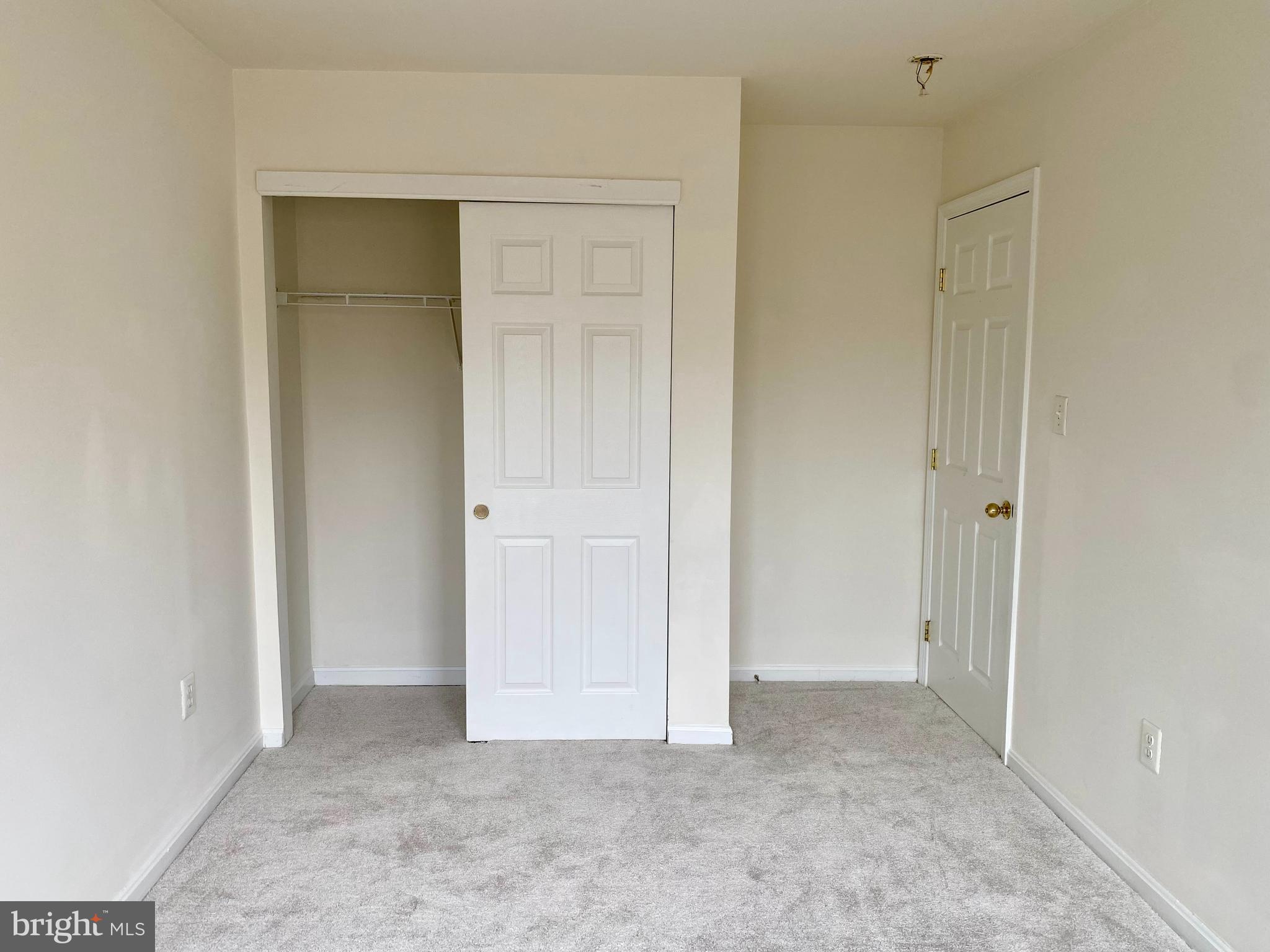 WAYSIDE VILLAGE - Residential