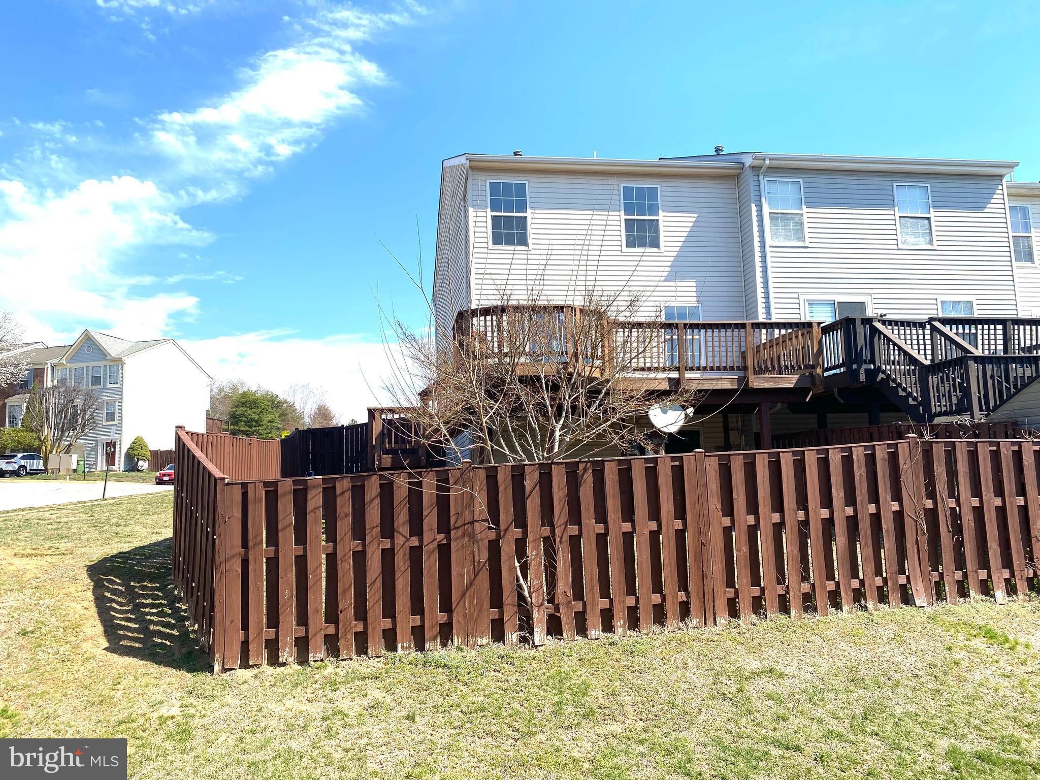 WAYSIDE VILLAGE - Residential