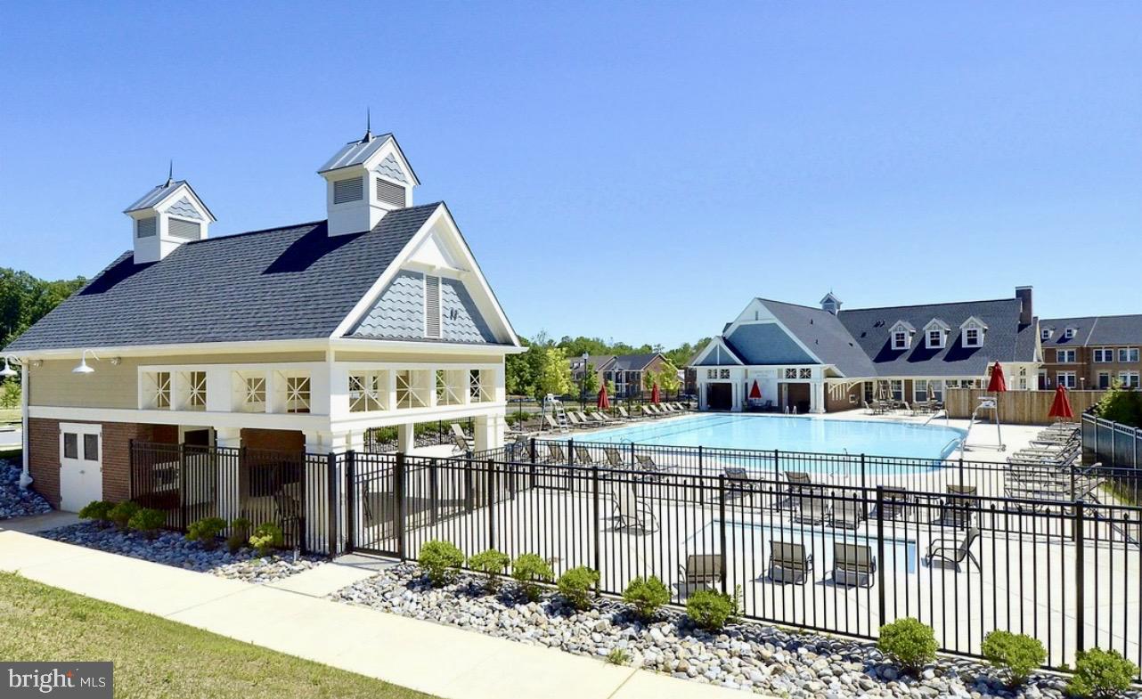 PARKLANDS AT WATKINS MILL - Residential