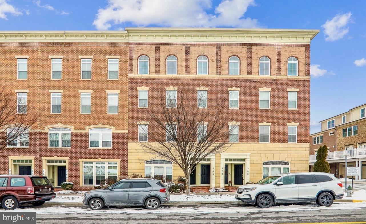 PARKLANDS AT WATKINS MILL - Residential