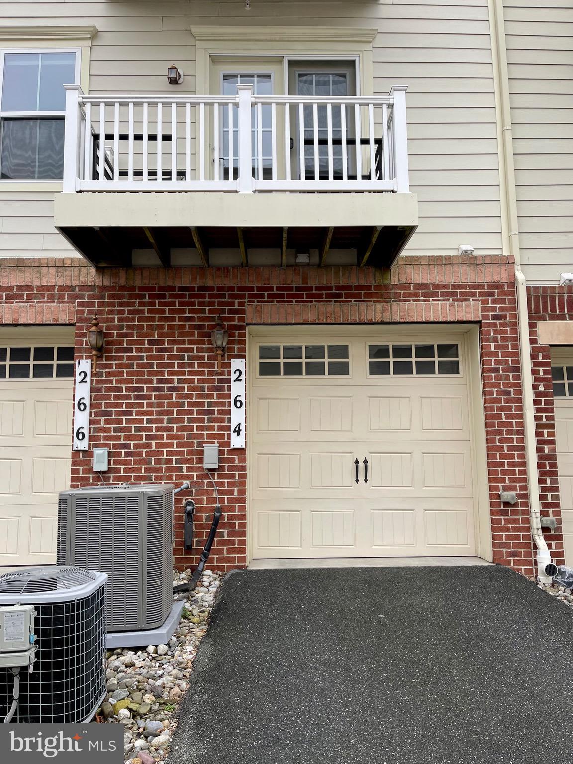 PARKLANDS AT WATKINS MILL - Residential