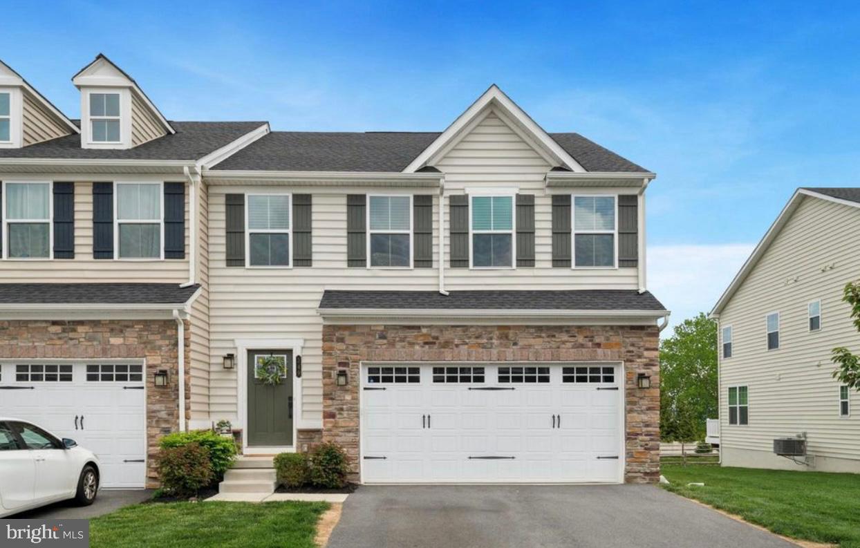Move in Ready Rental at 349 Piper Lane Malvern Crossing, Exton, PA
This stylish 3 bedroom, 3.5 bath townhome, built in 2021, offers 2,472 sq ft of well-designed living space, including a finished basement and ample storage.
Step inside to a chef's inspired kitchen with quartz countertops, 42 inch Cushion Close cabinetry, a large island, and stainless steel appliances (gas range, microwave, dishwasher) all flowing seamlessly into the open great room with a gas fireplace, perfect for entertaining.
Upstairs, the luxurious primary suite showcases a tray ceiling, dual walk in closets, and a spa style en suite bath. Two additional bedrooms, a full bath, and upper level laundry complete the second floor.
Downstairs, the finished basement with its full bath is ideal for guests, a home office, or recreation. Outside, you'll enjoy a private back deck and an attached two car garage.
Located within the highly regarded Great Valley School District, and steps from Bacton Hill Park with access to the Chester Valley Trail, this rental blends comfort, convenience, and modern style.
Schedule your appointment today.