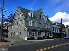 CHURCH HILL - Residential Lease