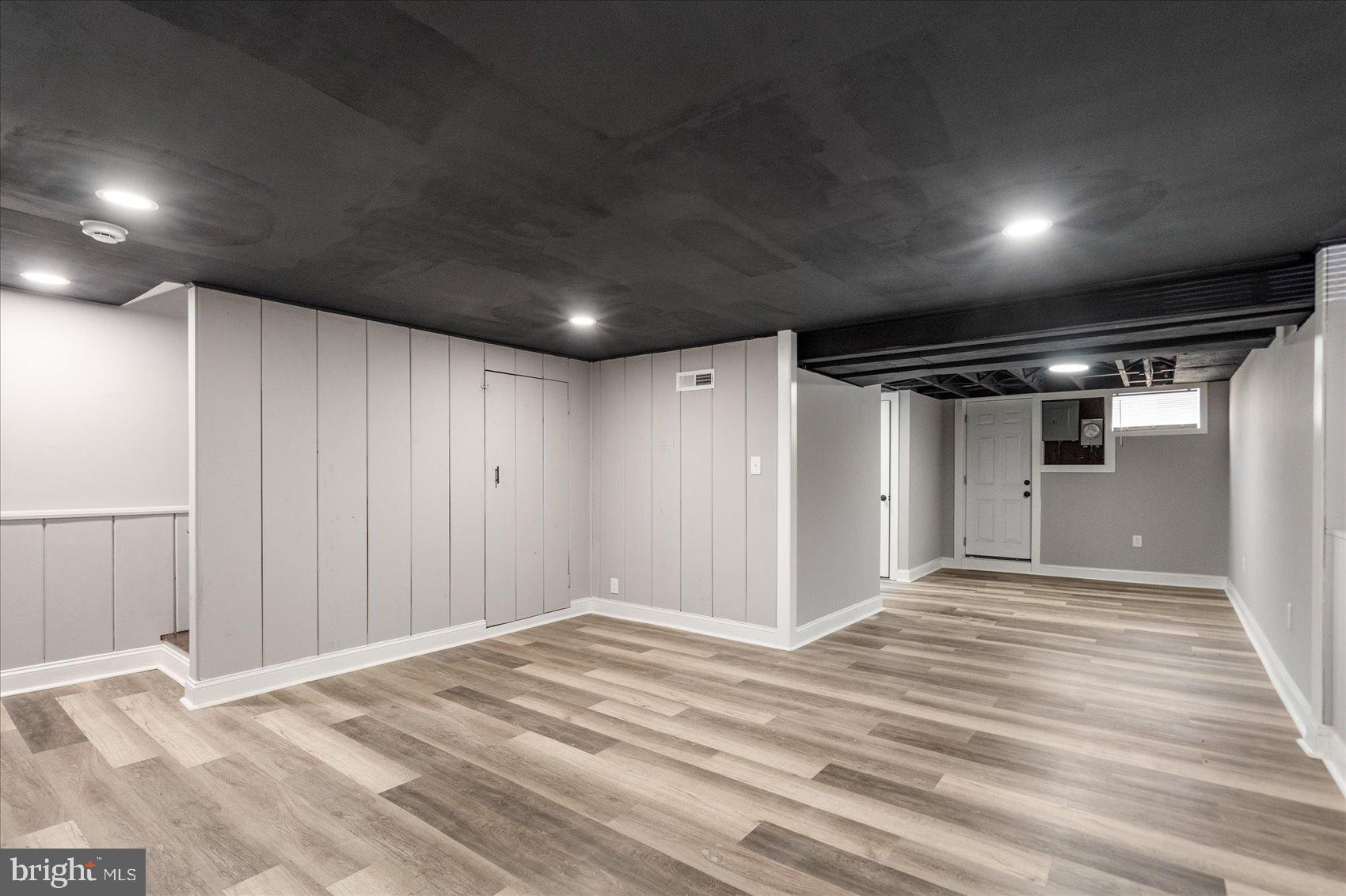 STONEWOOD-PENTWOOD-WINSTON - Residential