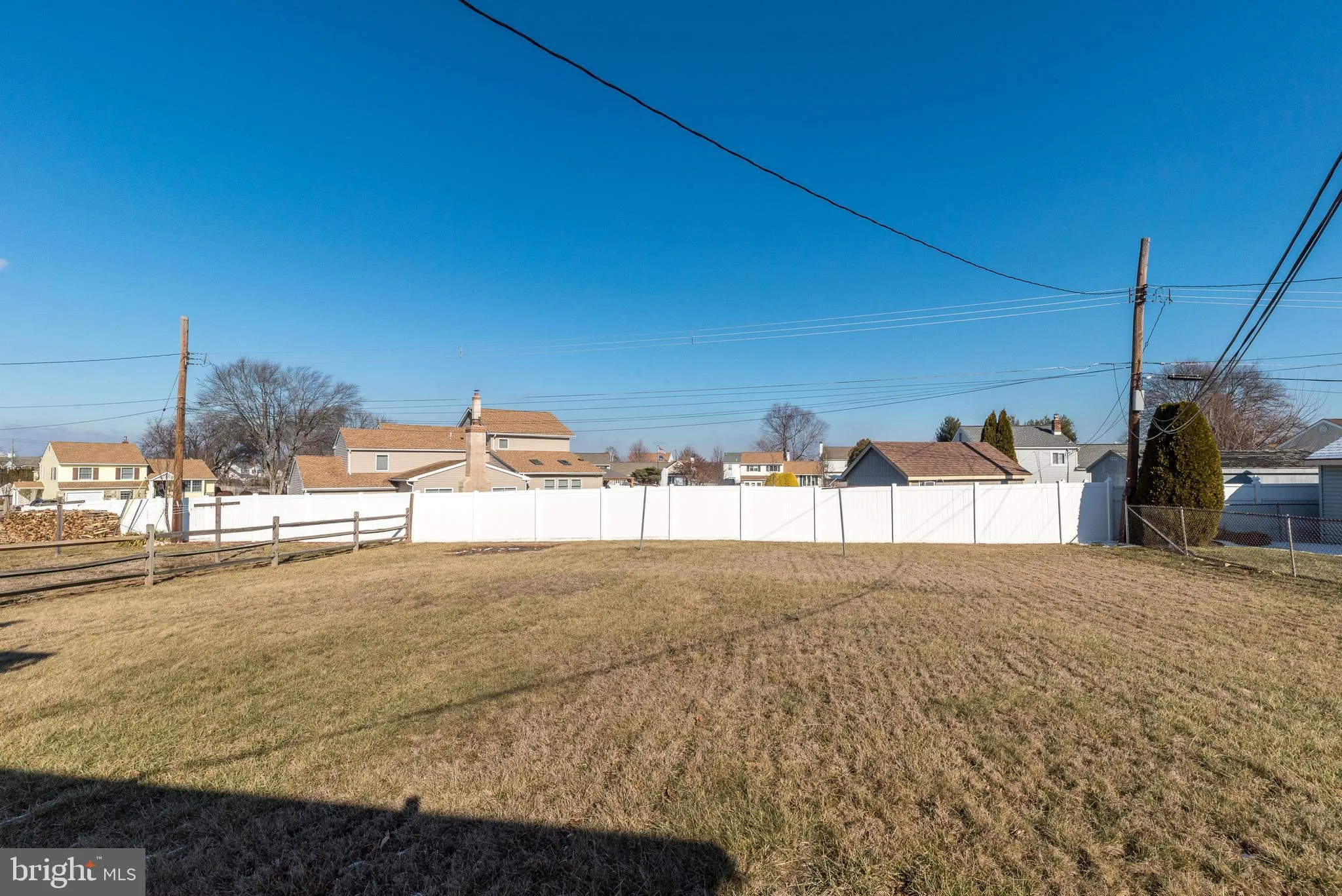 Warminster, Pennsylvania 18974, United States, 3 Bedrooms Bedrooms, ,2 BathroomsBathrooms,Residential,Pending,16728