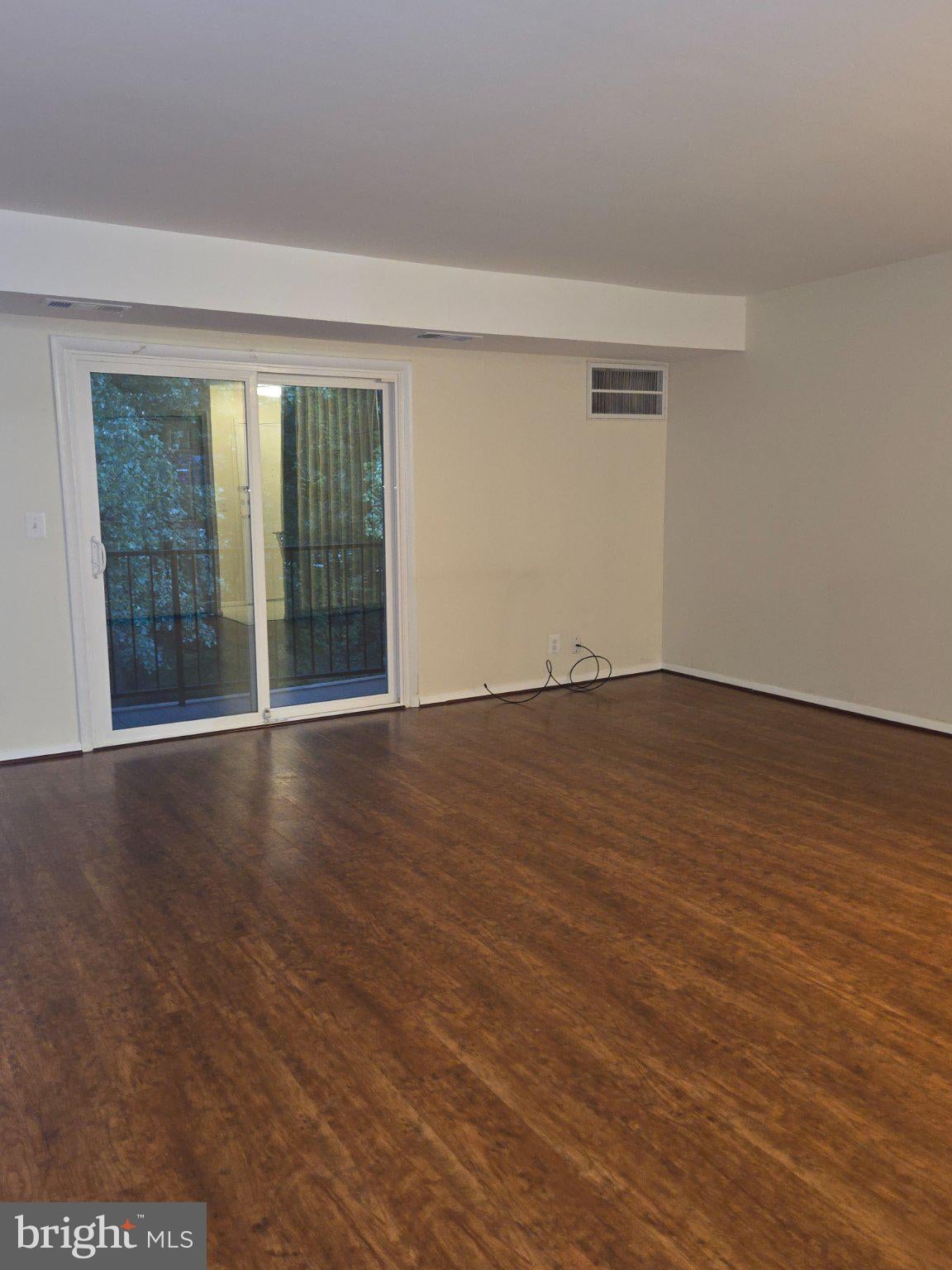 111 DONZEN DRIVE E