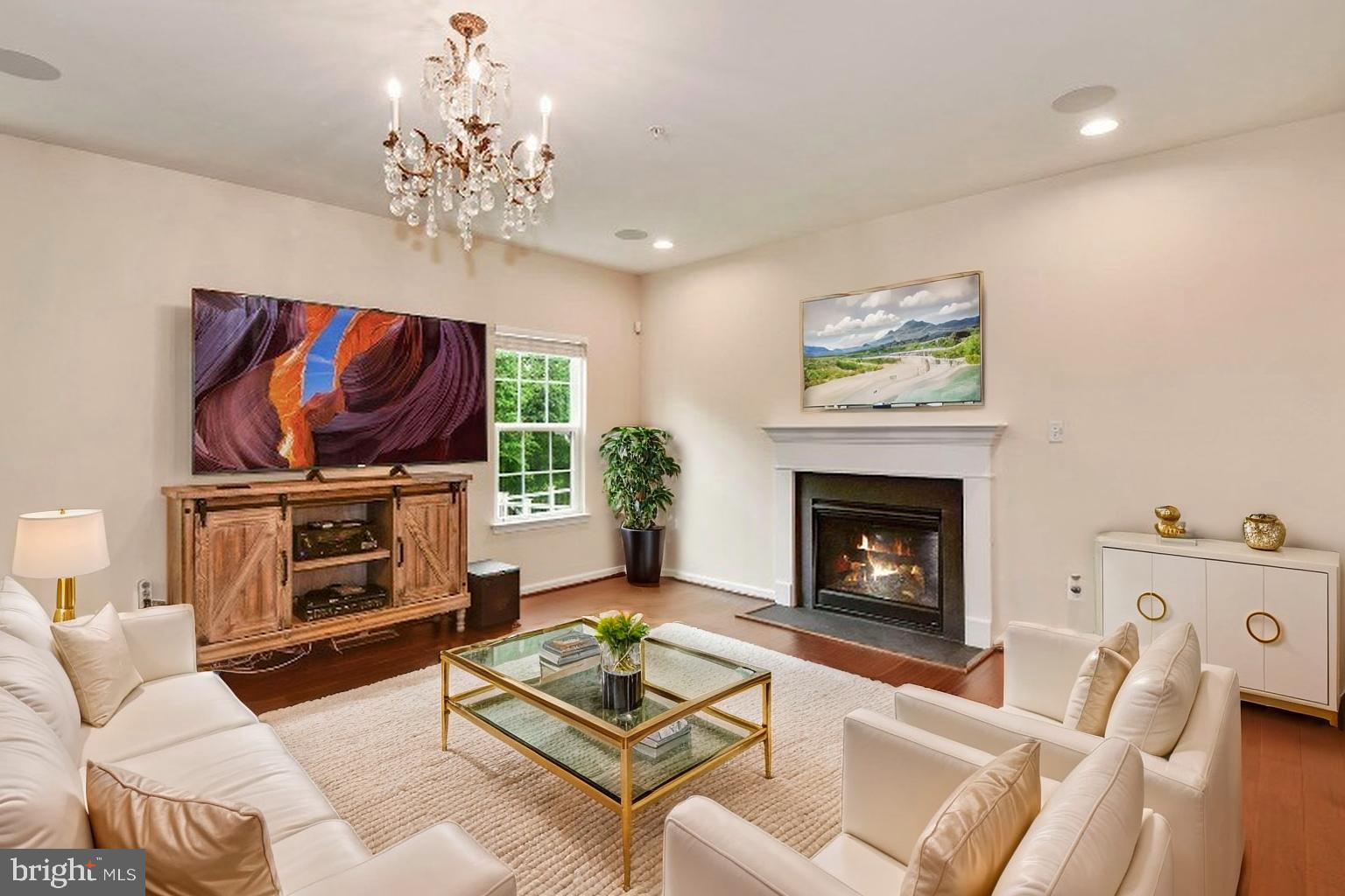 BENTLEY PARK - Residential Lease