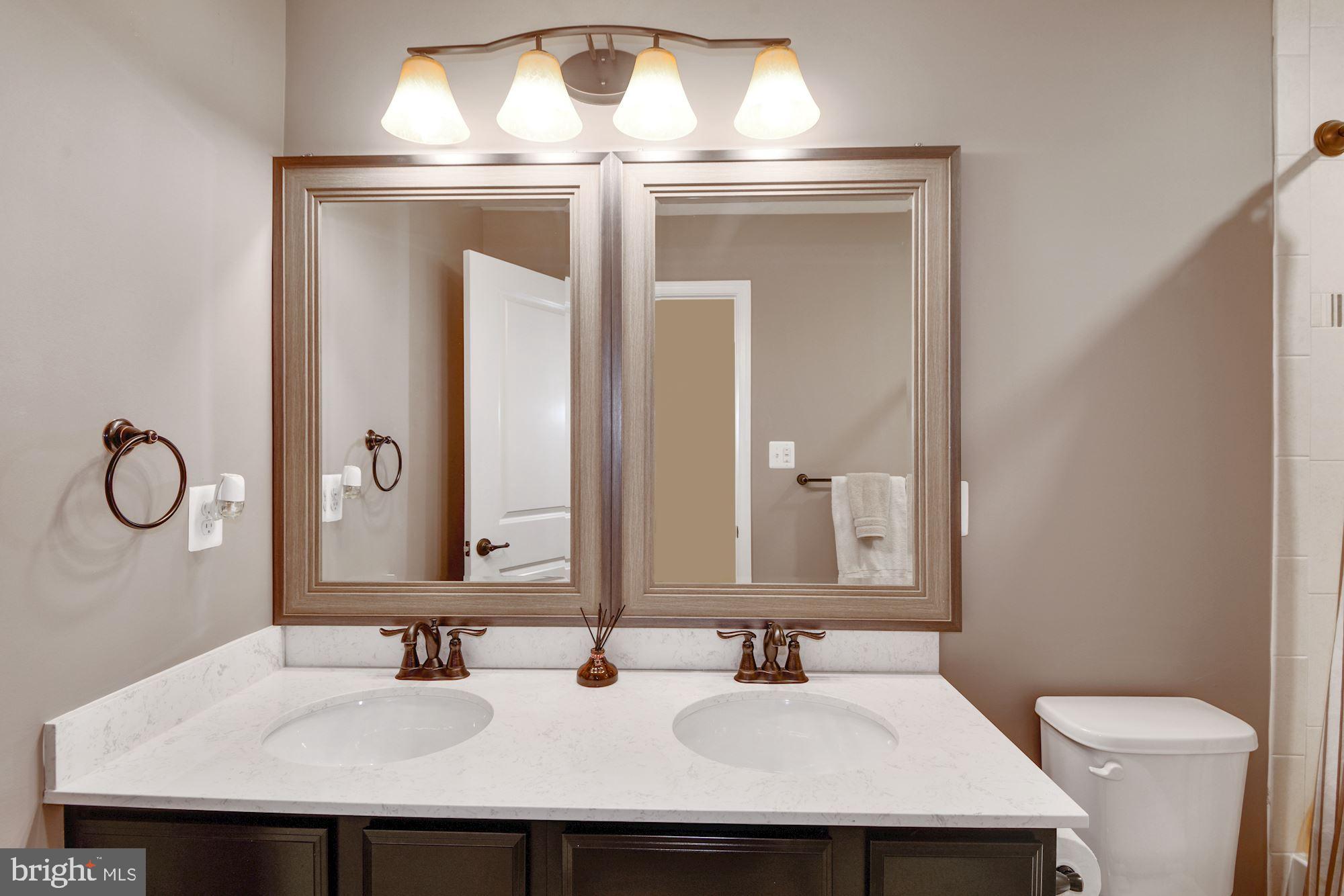 BENTLEY PARK - Residential Lease