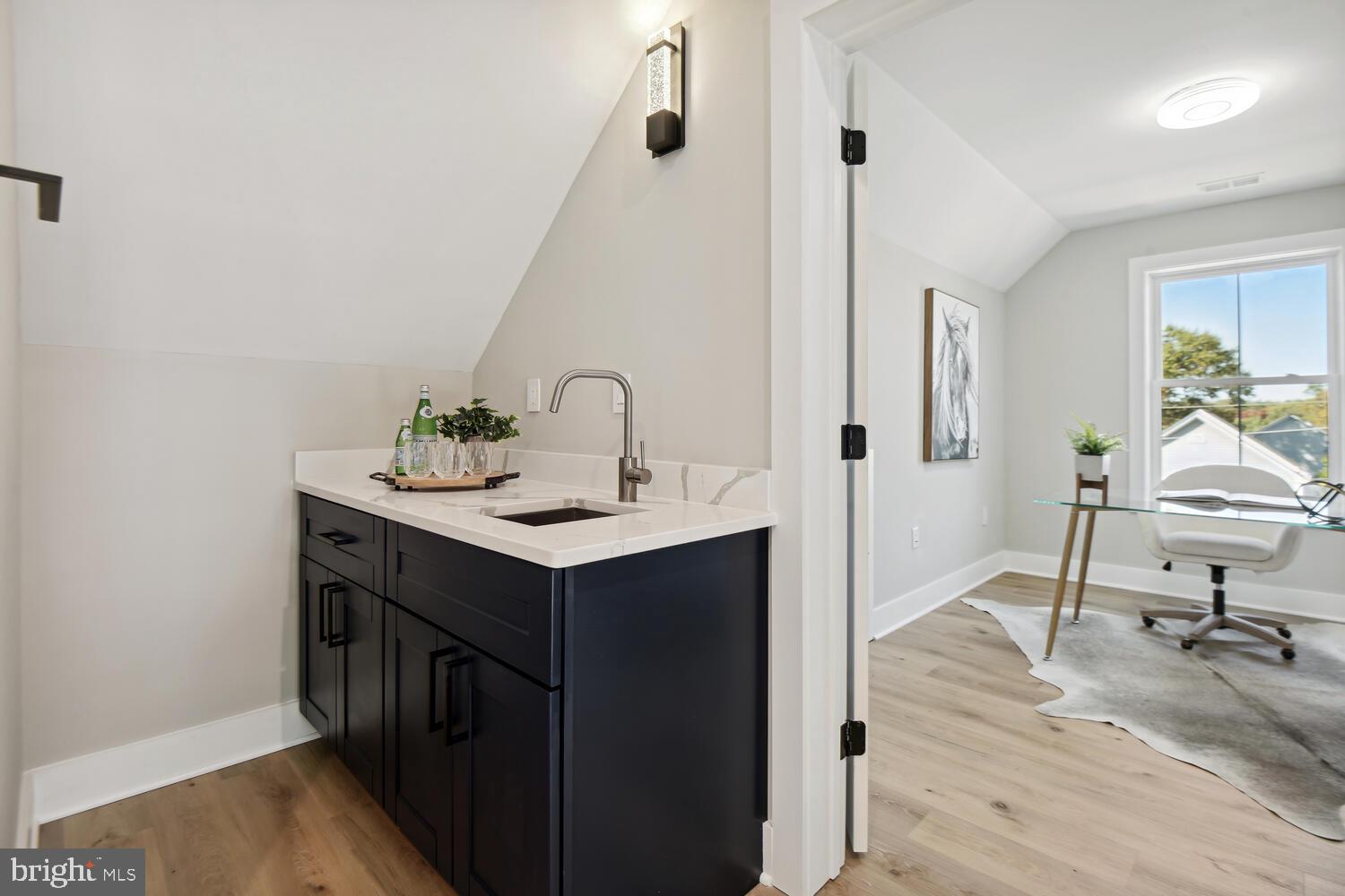 ARLINGTON FOREST - Residential