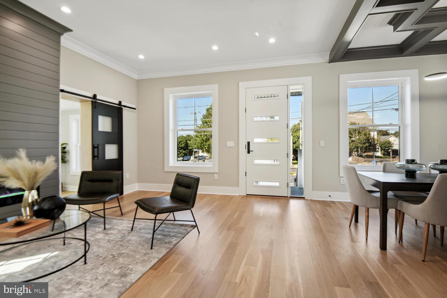 ARLINGTON FOREST - Residential