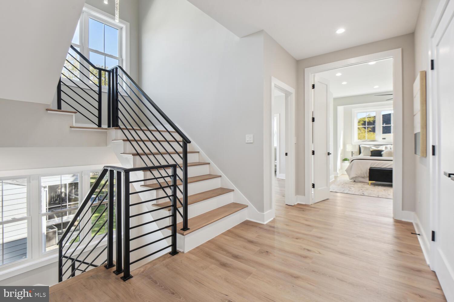 ARLINGTON FOREST - Residential