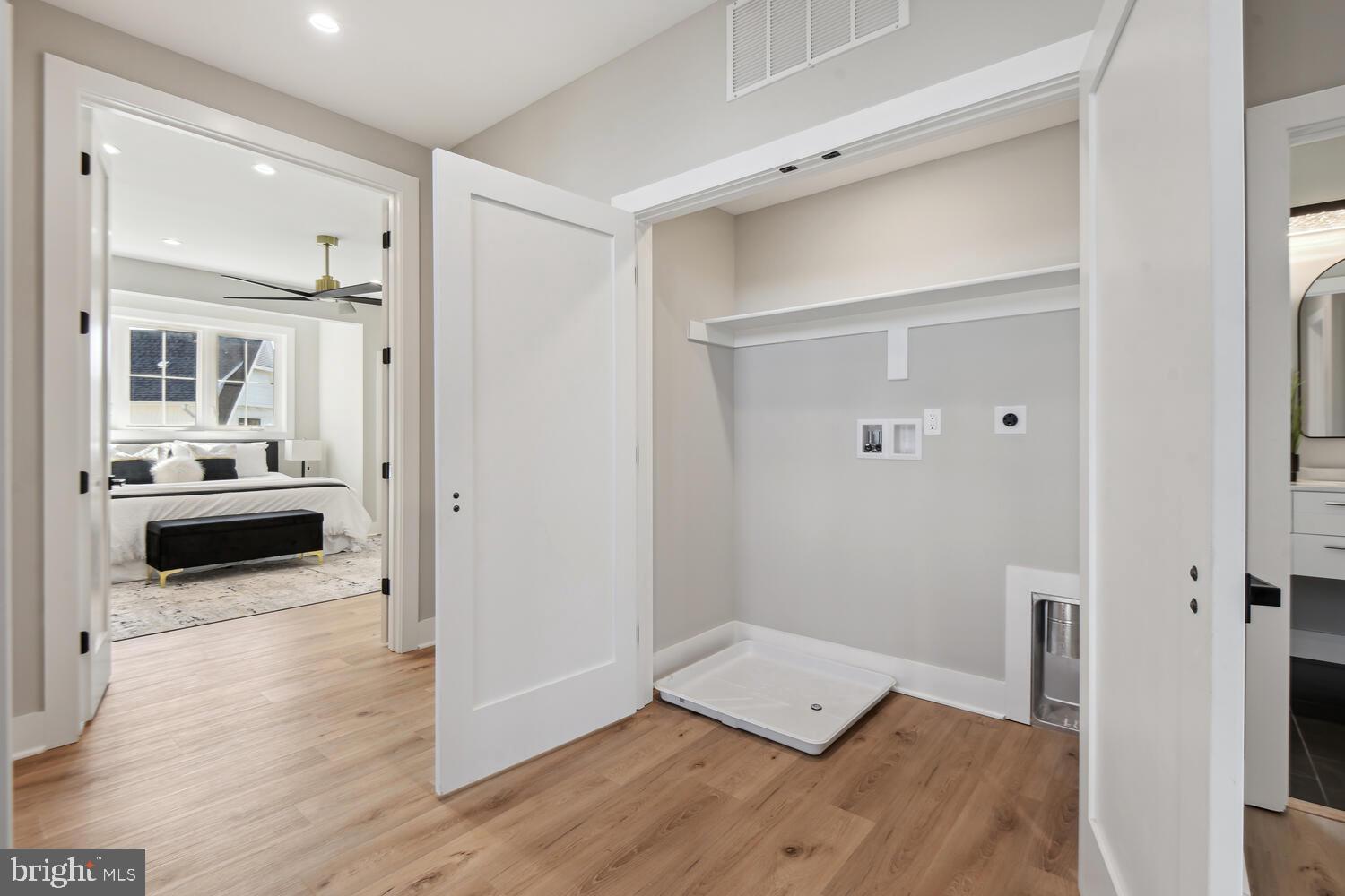 ARLINGTON FOREST - Residential