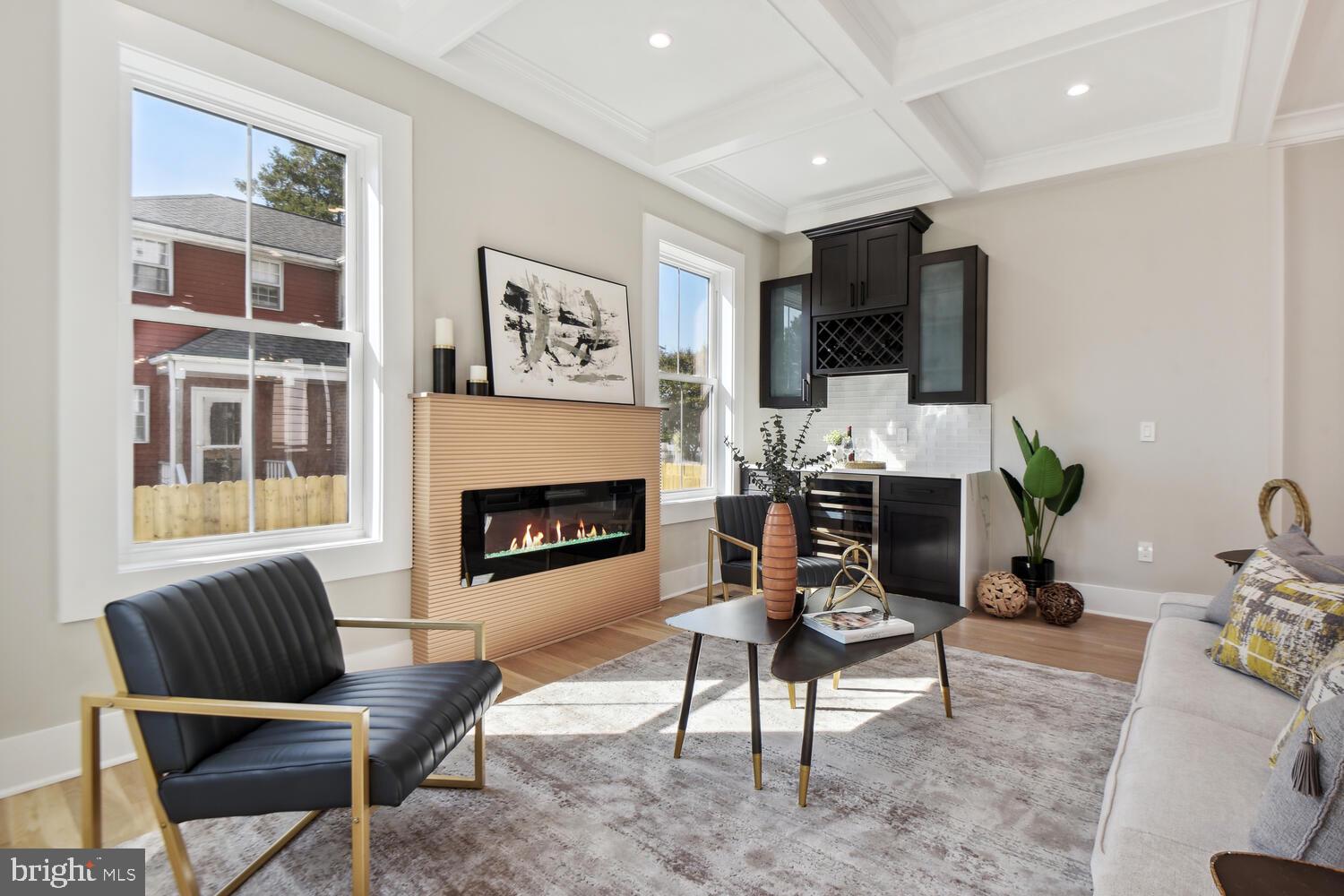 ARLINGTON FOREST - Residential