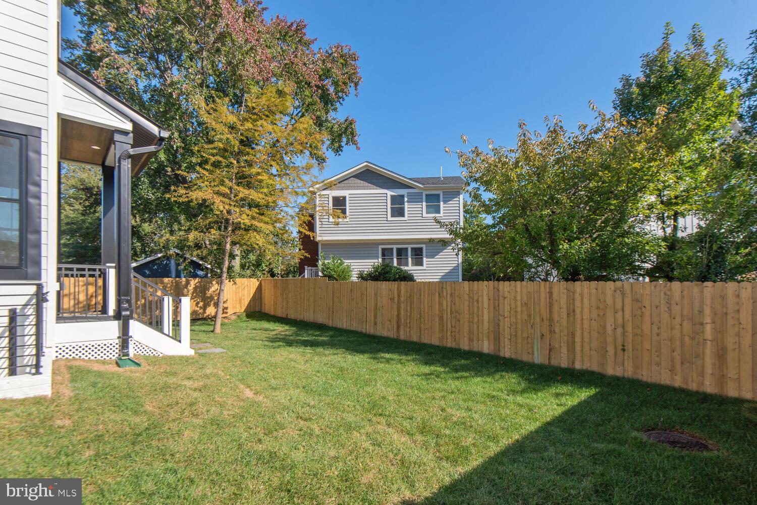 ARLINGTON FOREST - Residential