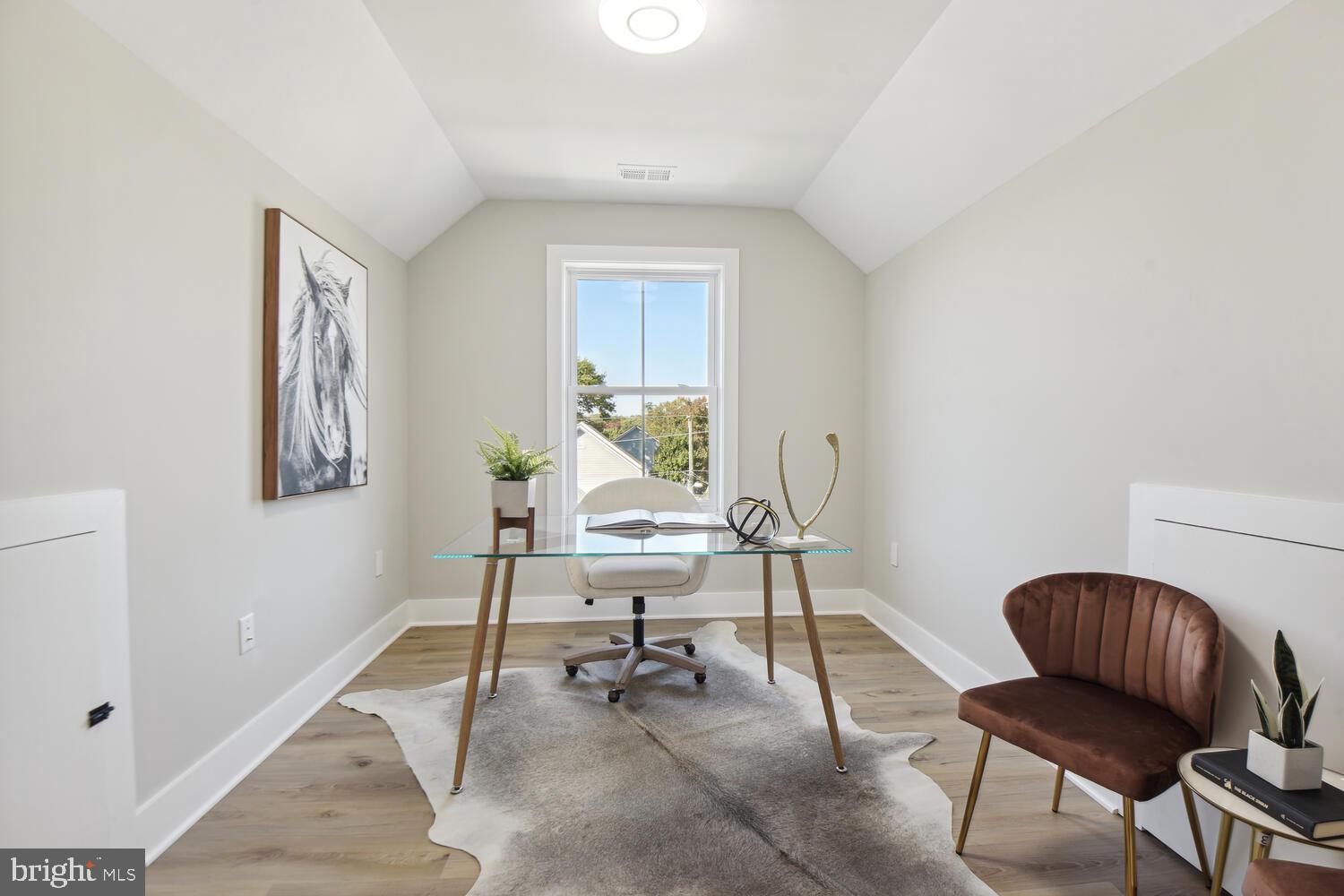 ARLINGTON FOREST - Residential