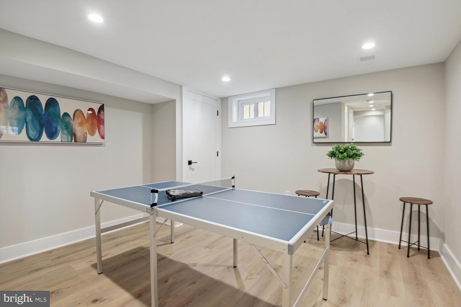 ARLINGTON FOREST - Residential