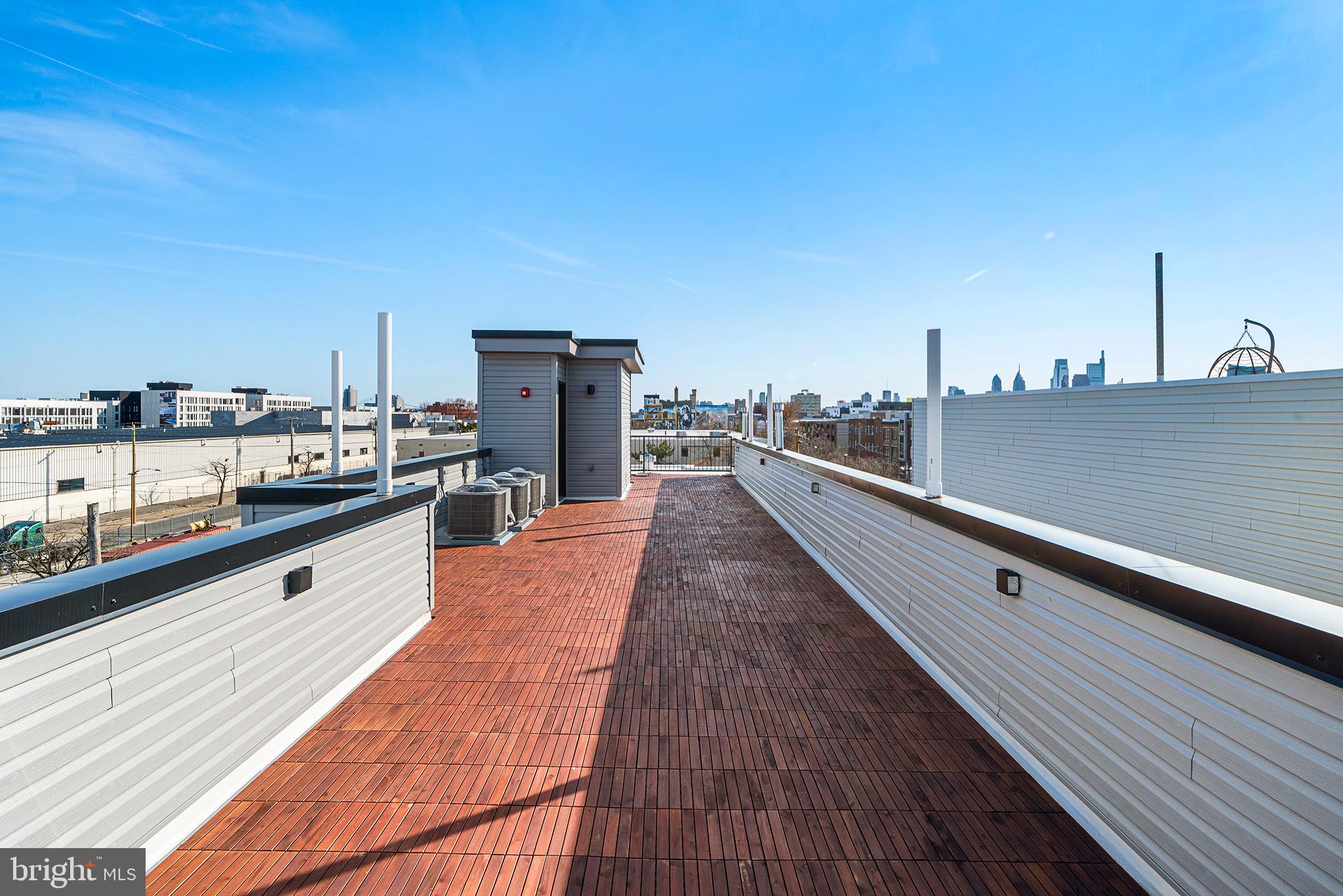 OLDE KENSINGTON - Residential Lease