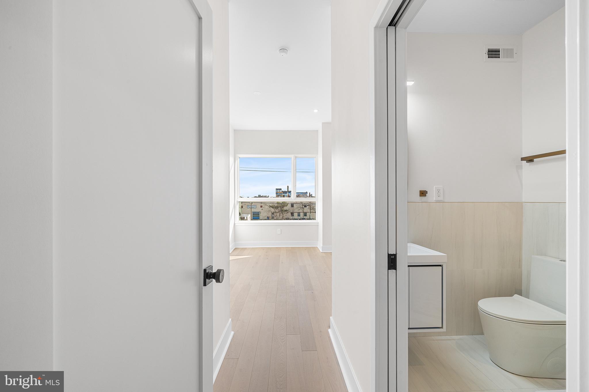 OLDE KENSINGTON - Residential Lease