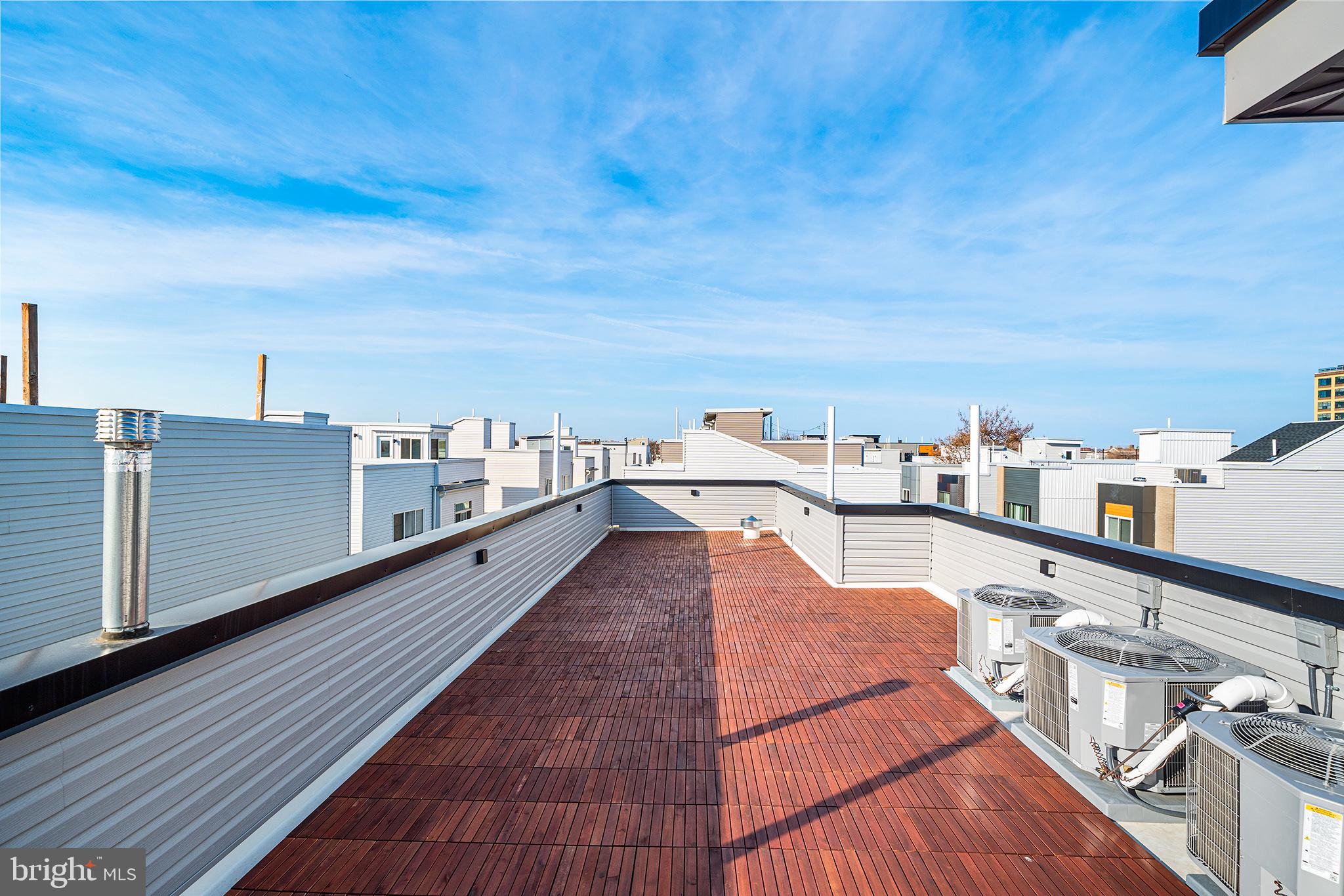 OLDE KENSINGTON - Residential Lease