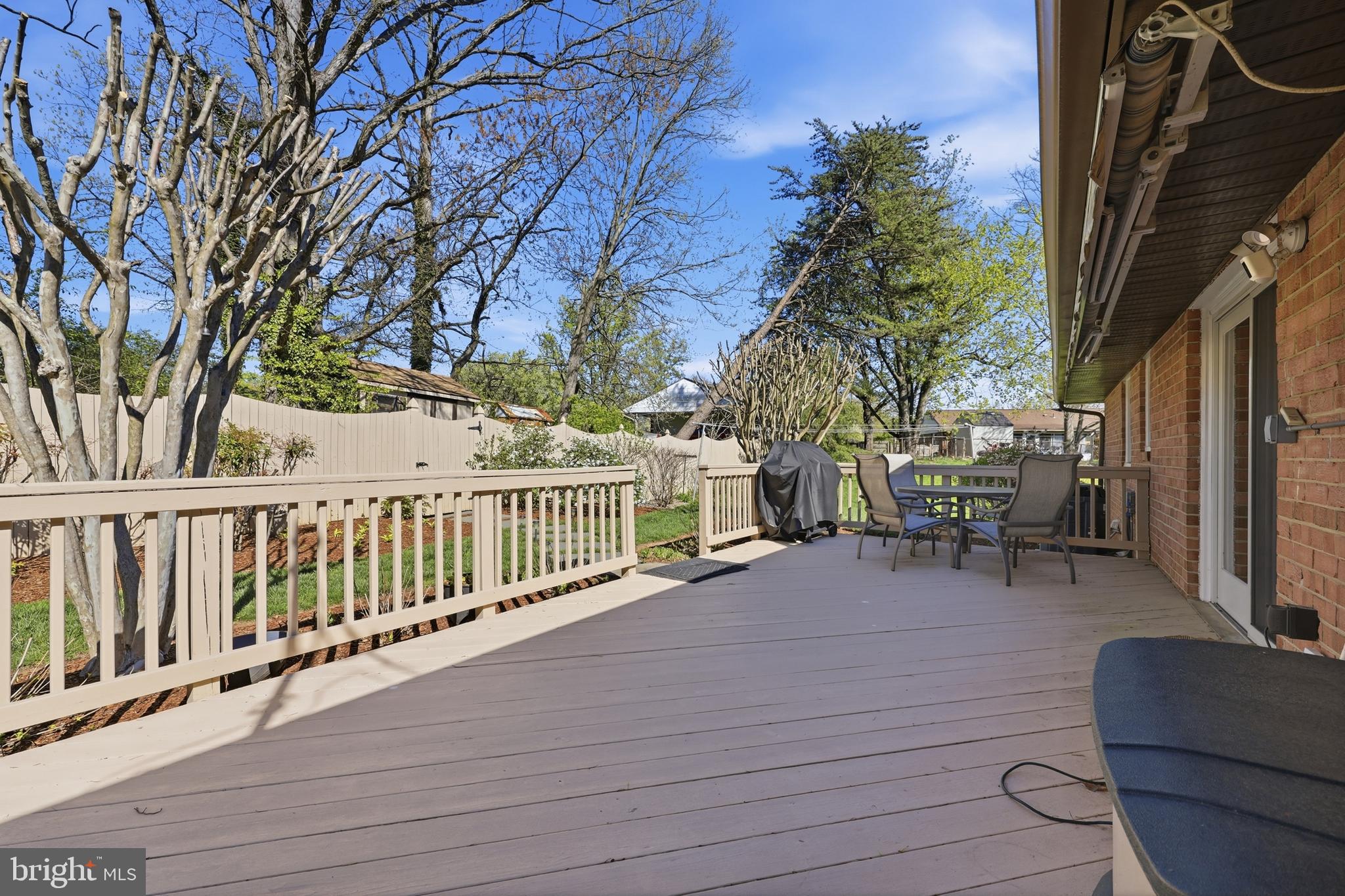 CALVERTON - Residential