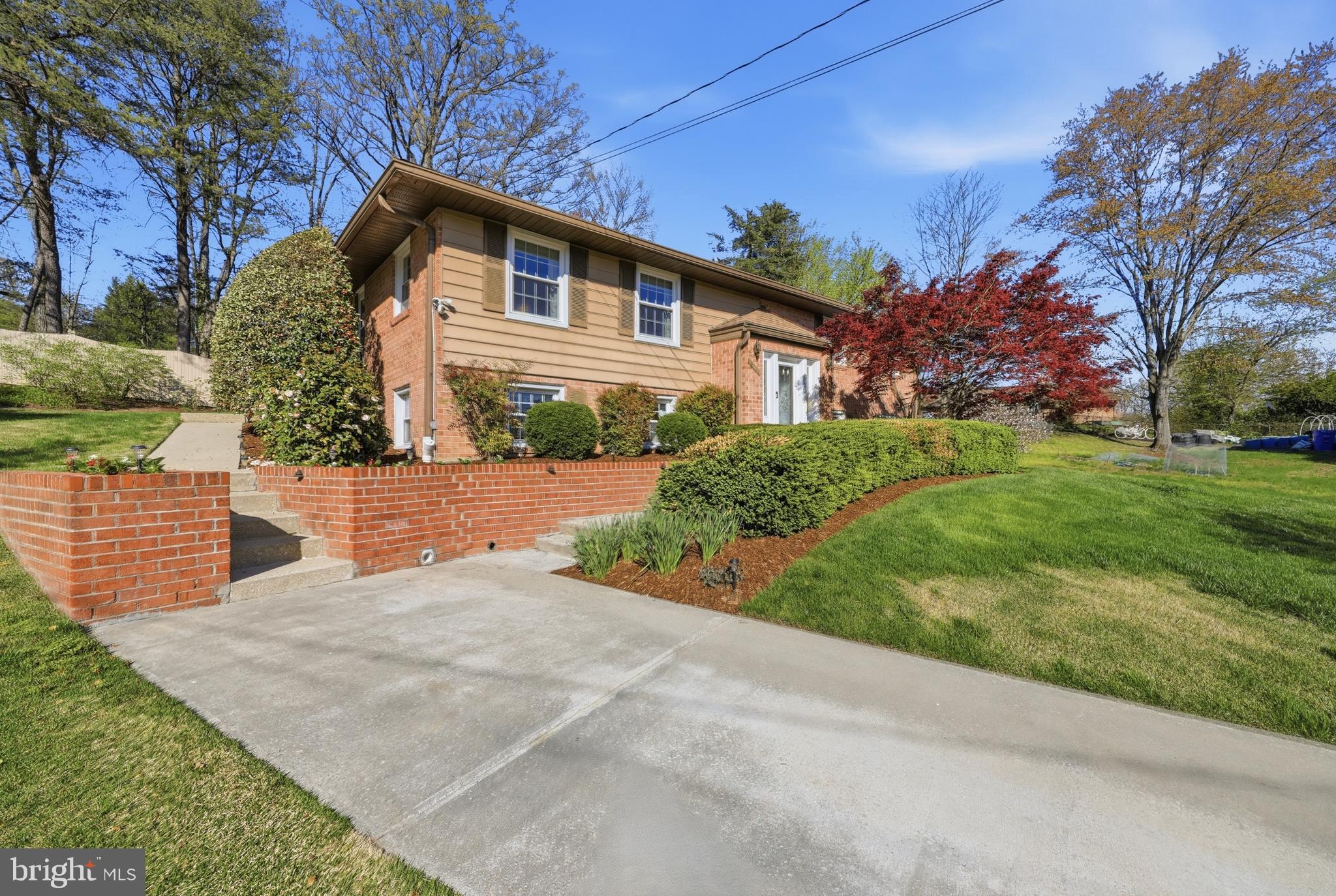 CALVERTON - Residential