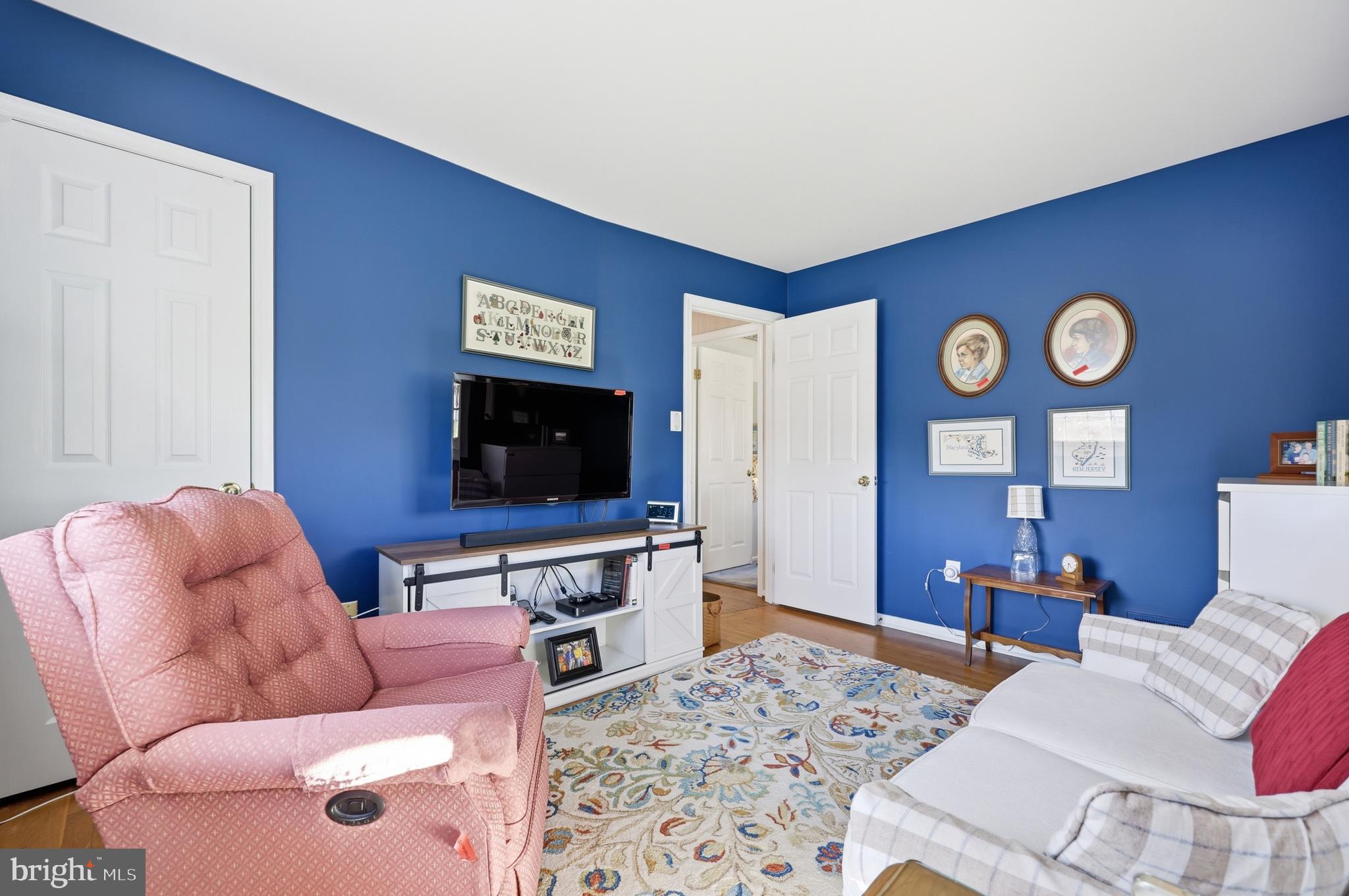 CALVERTON - Residential