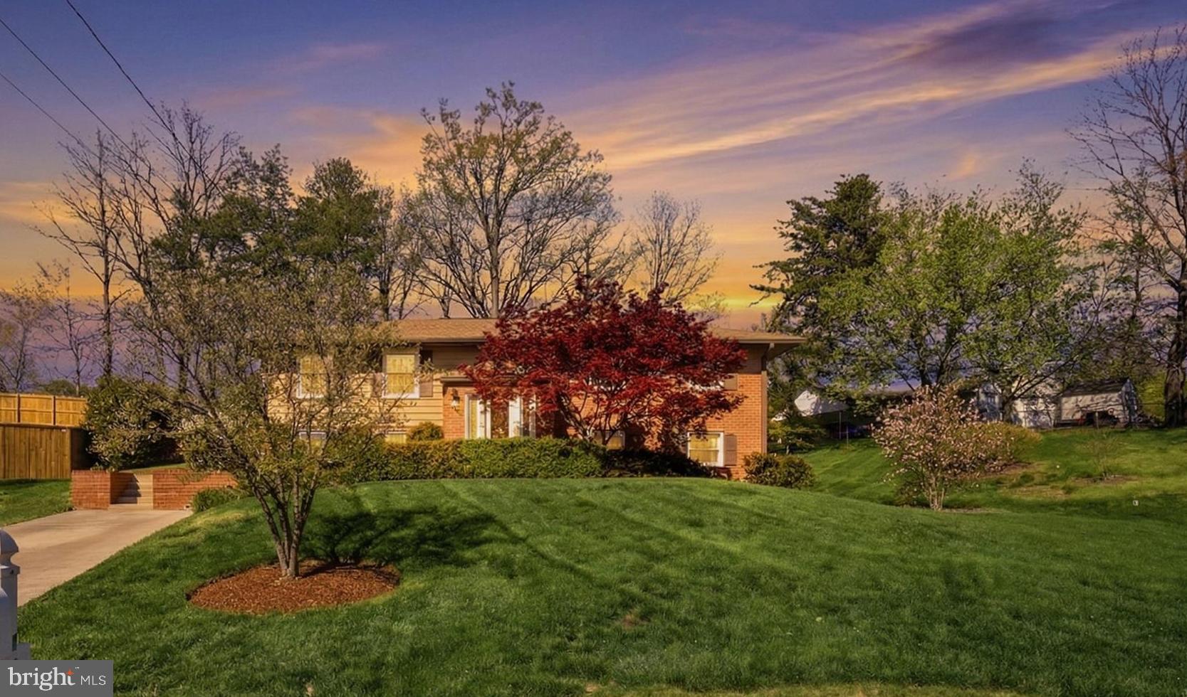 CALVERTON - Residential