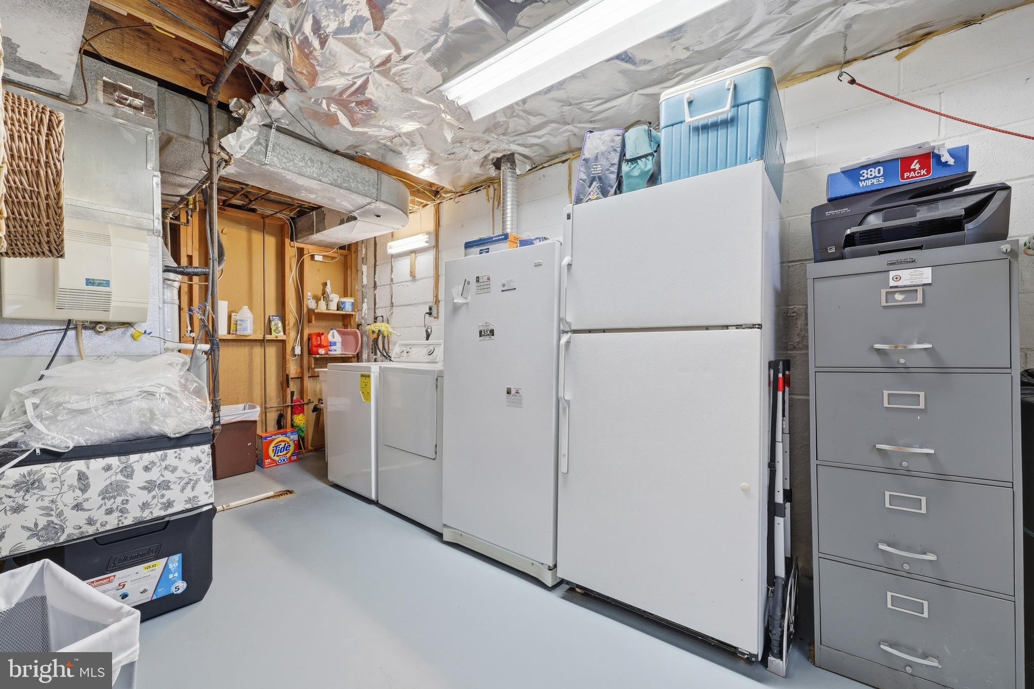 CALVERTON - Residential