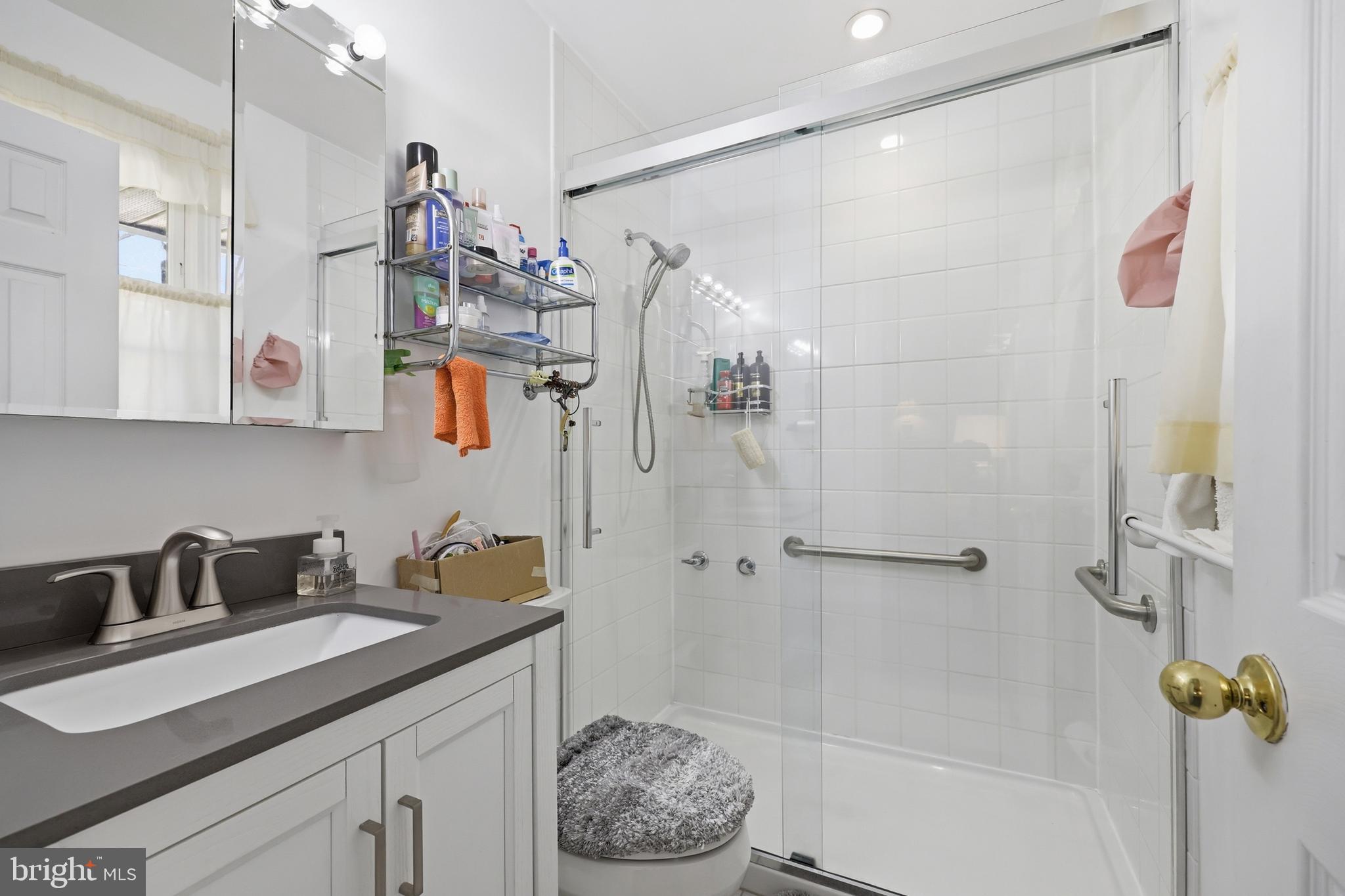 CALVERTON - Residential