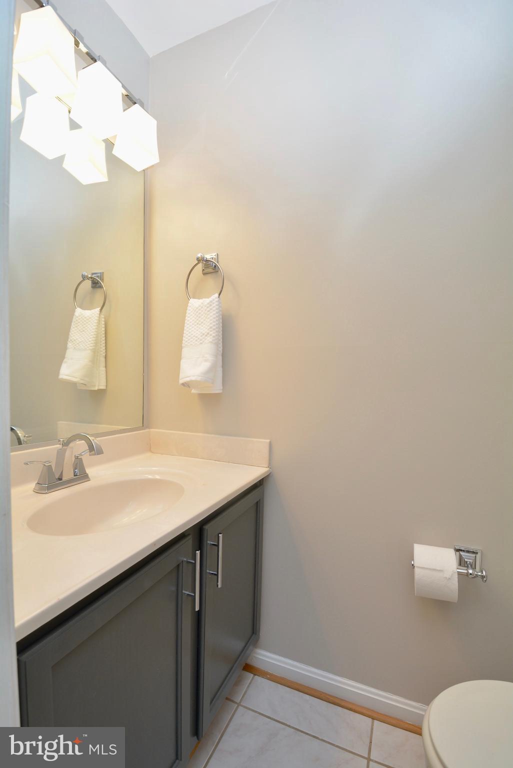 SOMERSET AT WESTRIDGE CO - Residential Lease