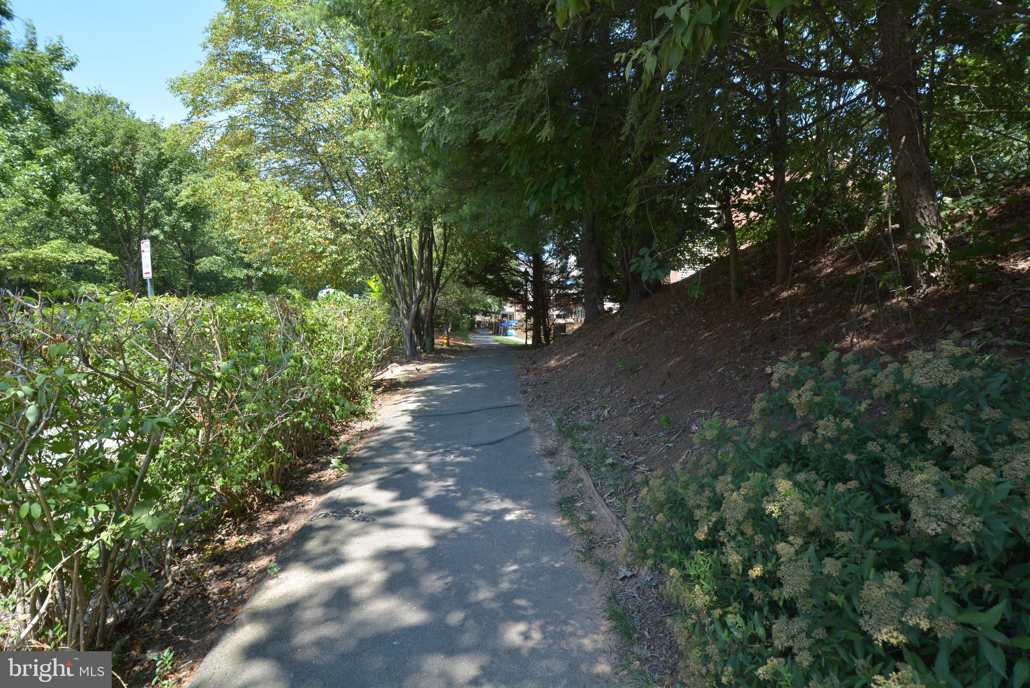 SOMERSET AT WESTRIDGE CO - Residential Lease