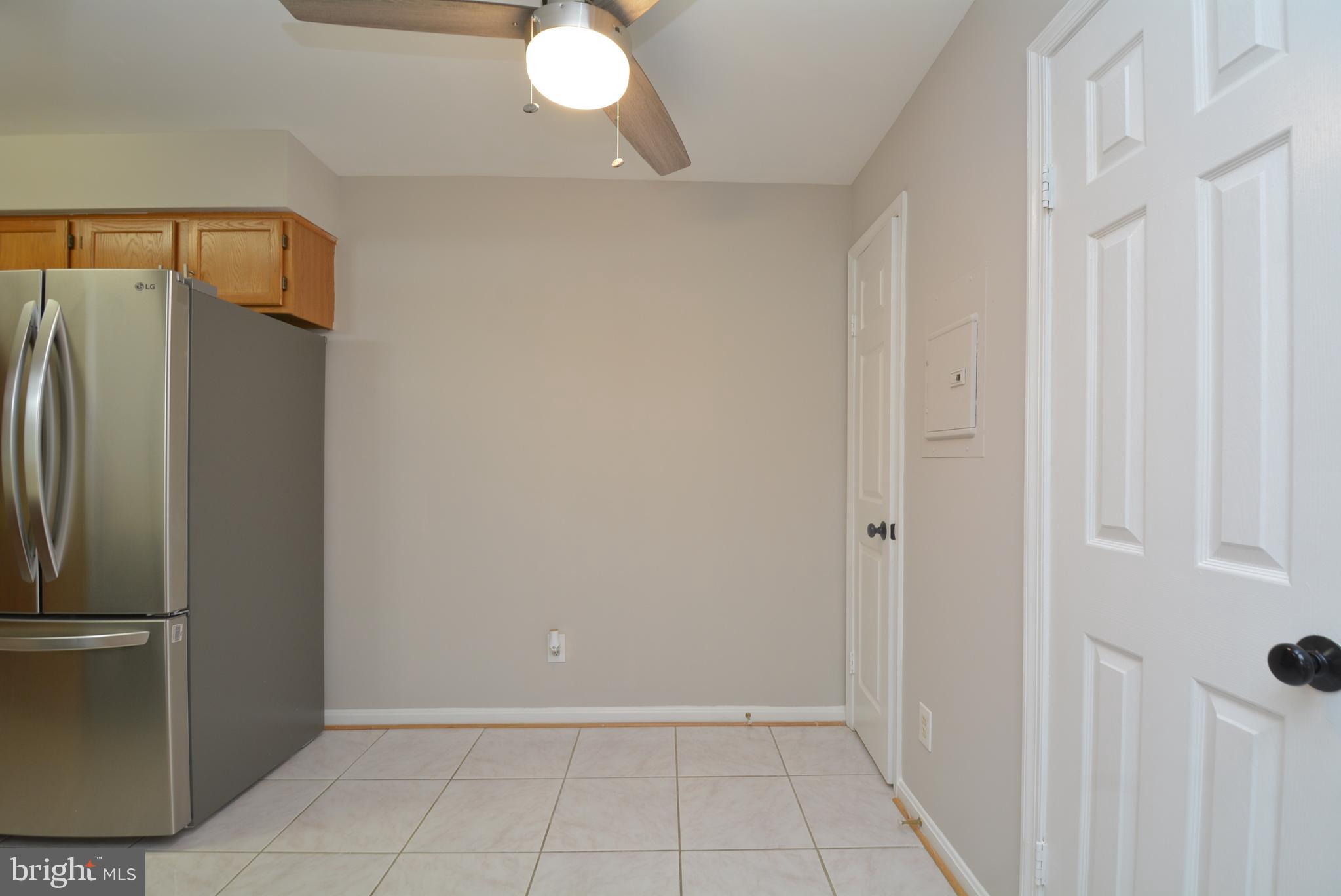 SOMERSET AT WESTRIDGE CO - Residential Lease