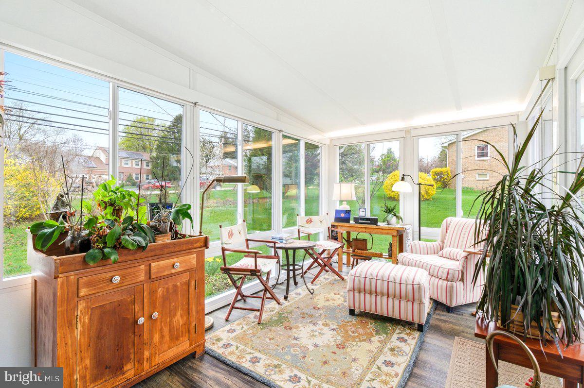 WOODMERE SOUTH - Residential