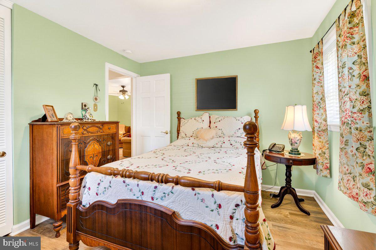 WOODMERE SOUTH - Residential