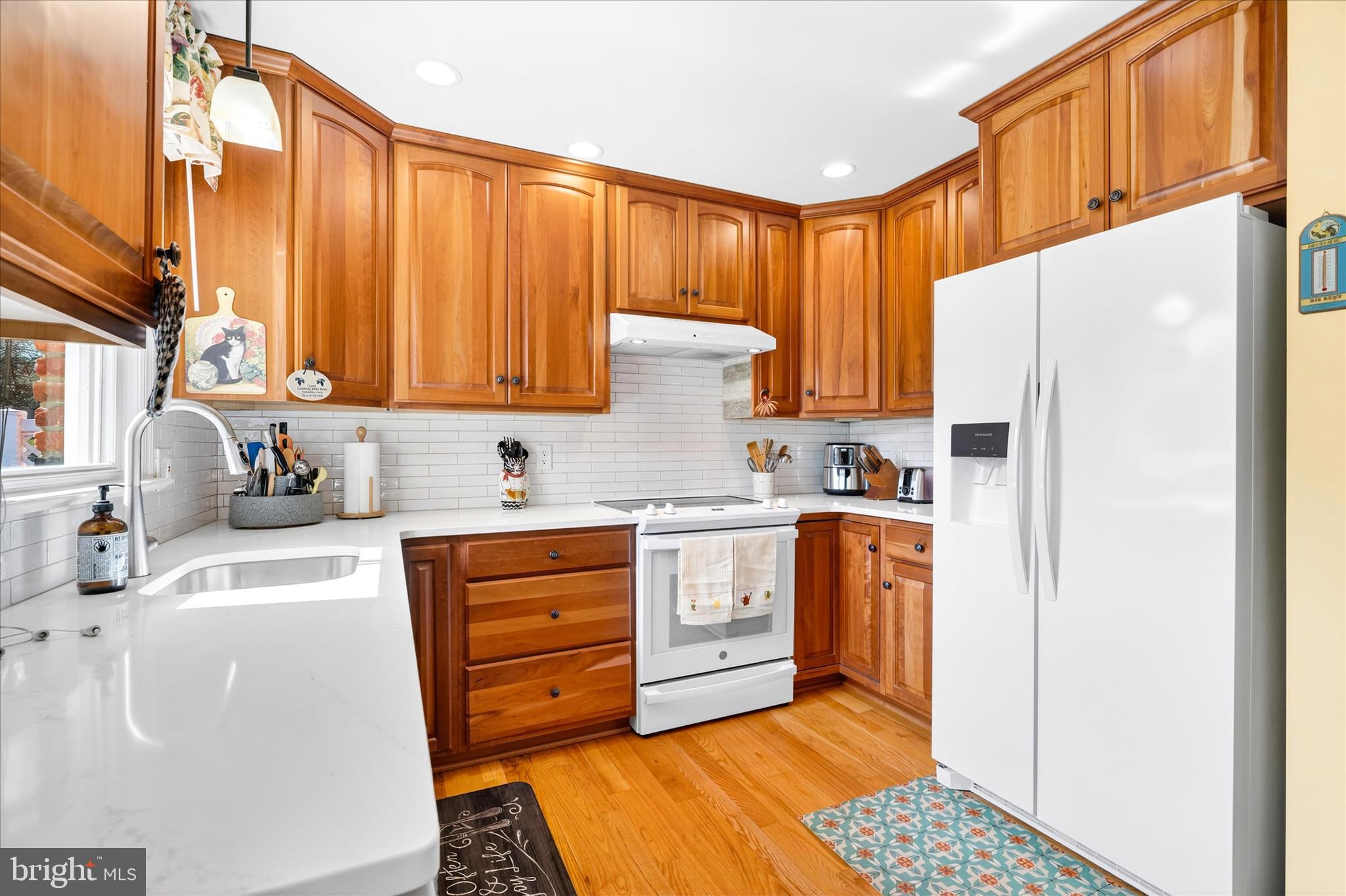 WOODMERE SOUTH - Residential