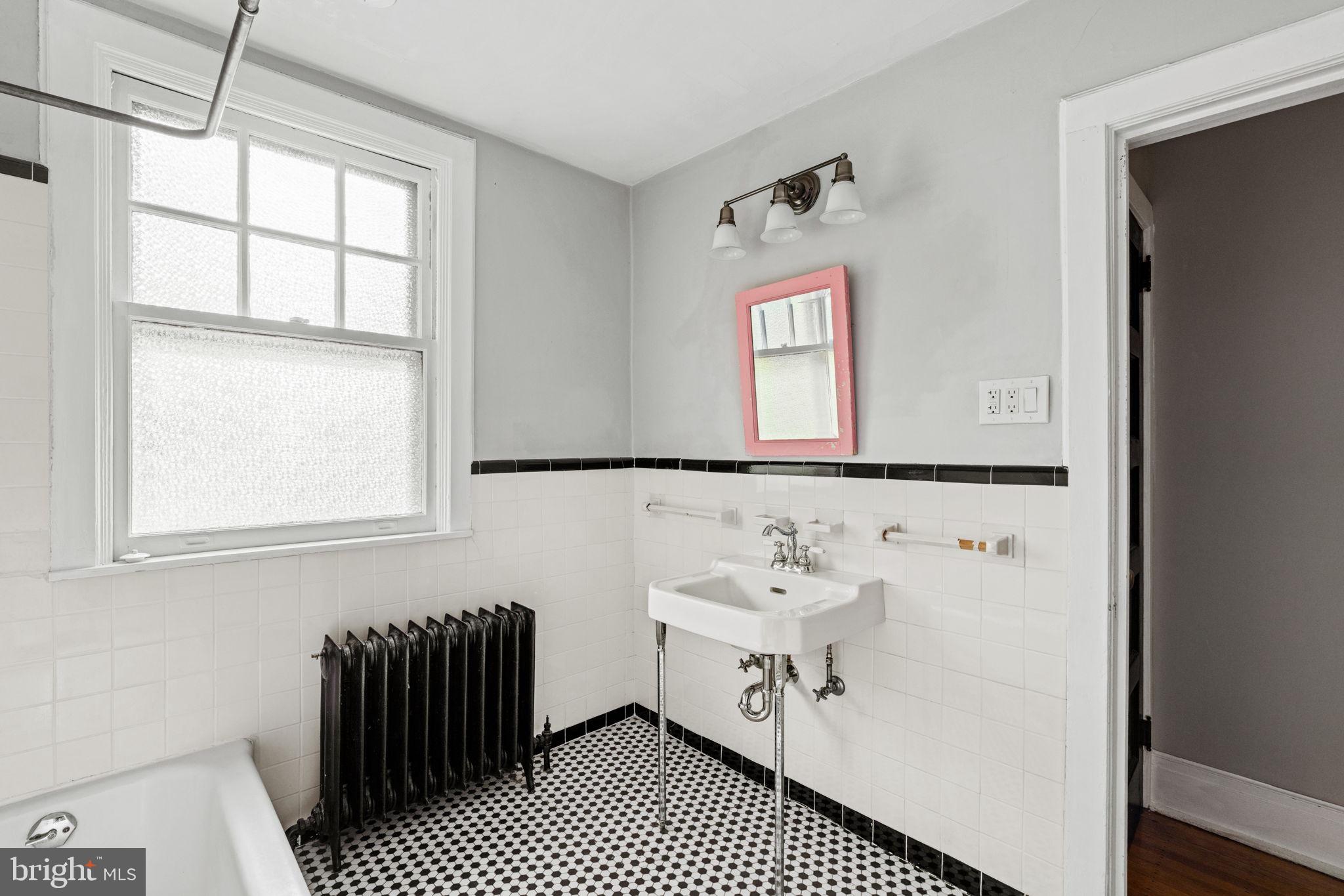 HISTORIC DISTRICT - Residential