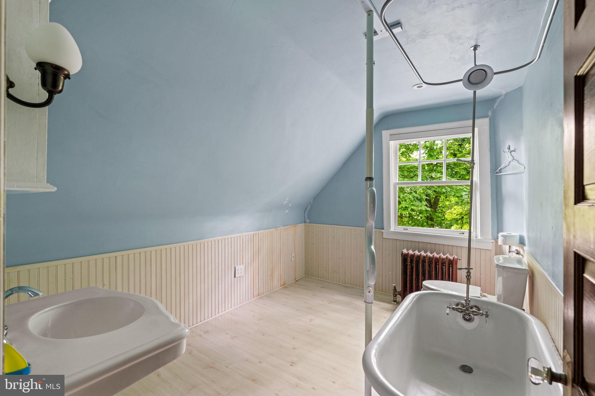 HISTORIC DISTRICT - Residential