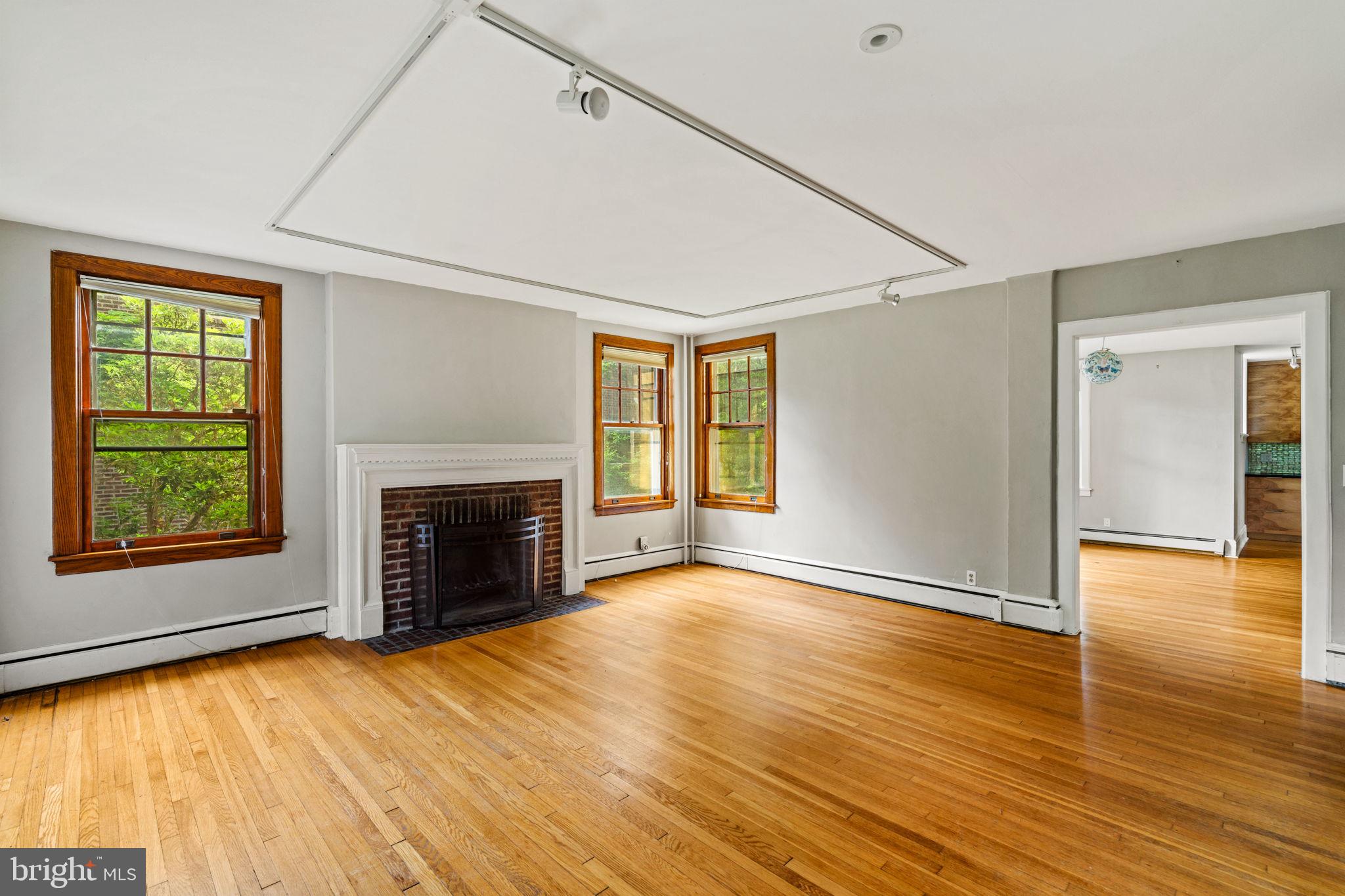 HISTORIC DISTRICT - Residential