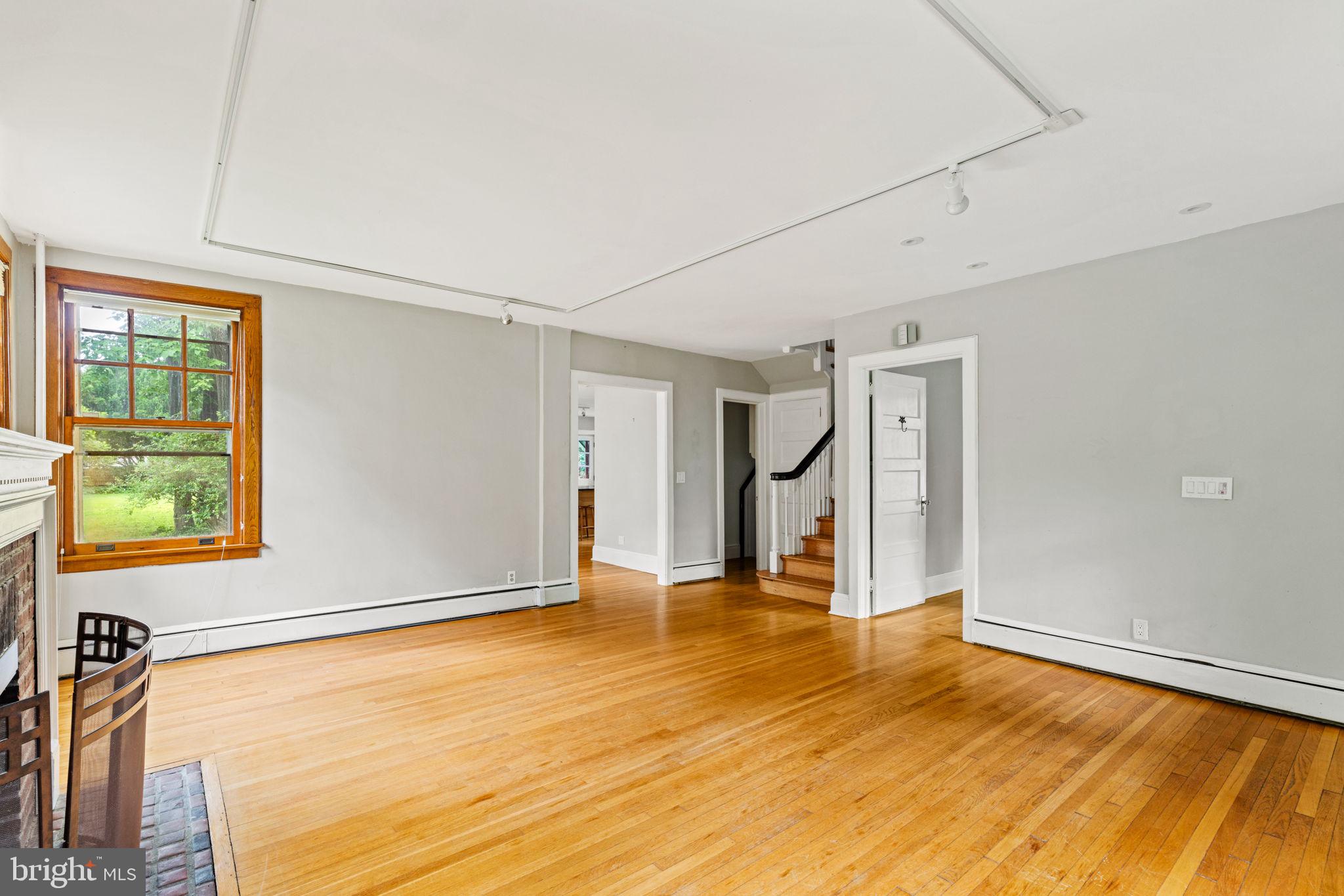 HISTORIC DISTRICT - Residential