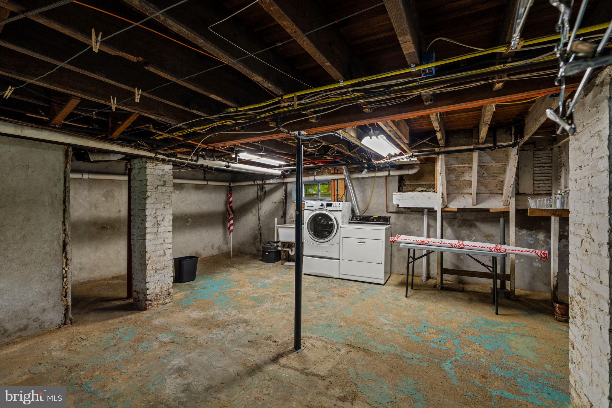 HISTORIC DISTRICT - Residential