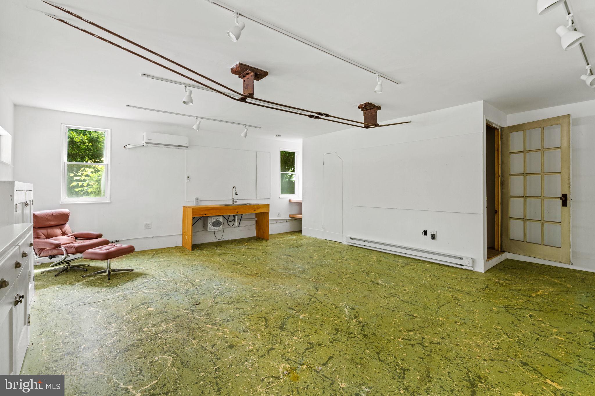 HISTORIC DISTRICT - Residential