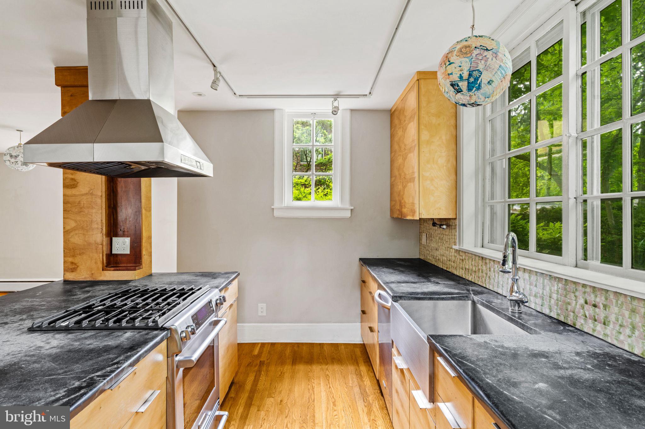 HISTORIC DISTRICT - Residential